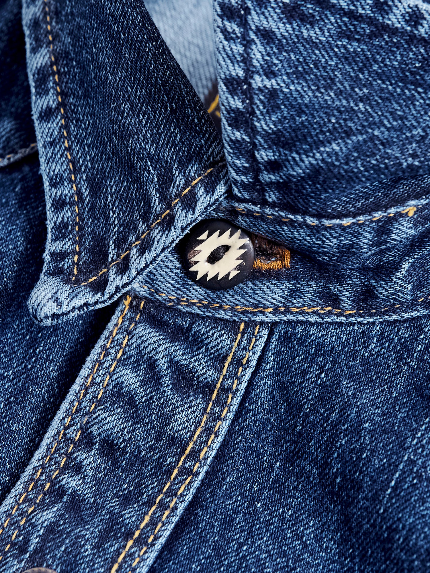 11oz Selvedge Western Shirt in Washed Indigo - Image 5