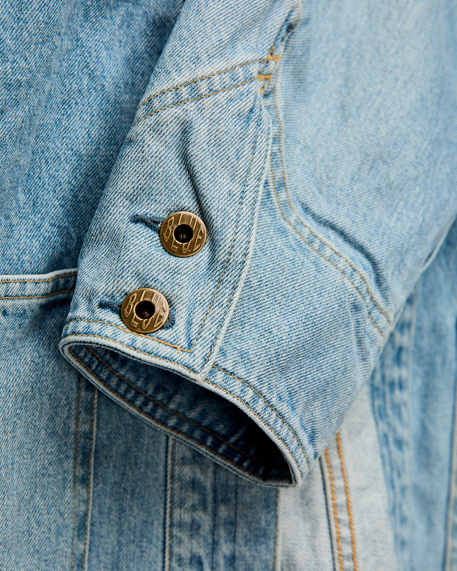 13oz Denim Haori Coat in Indigo - Image 4