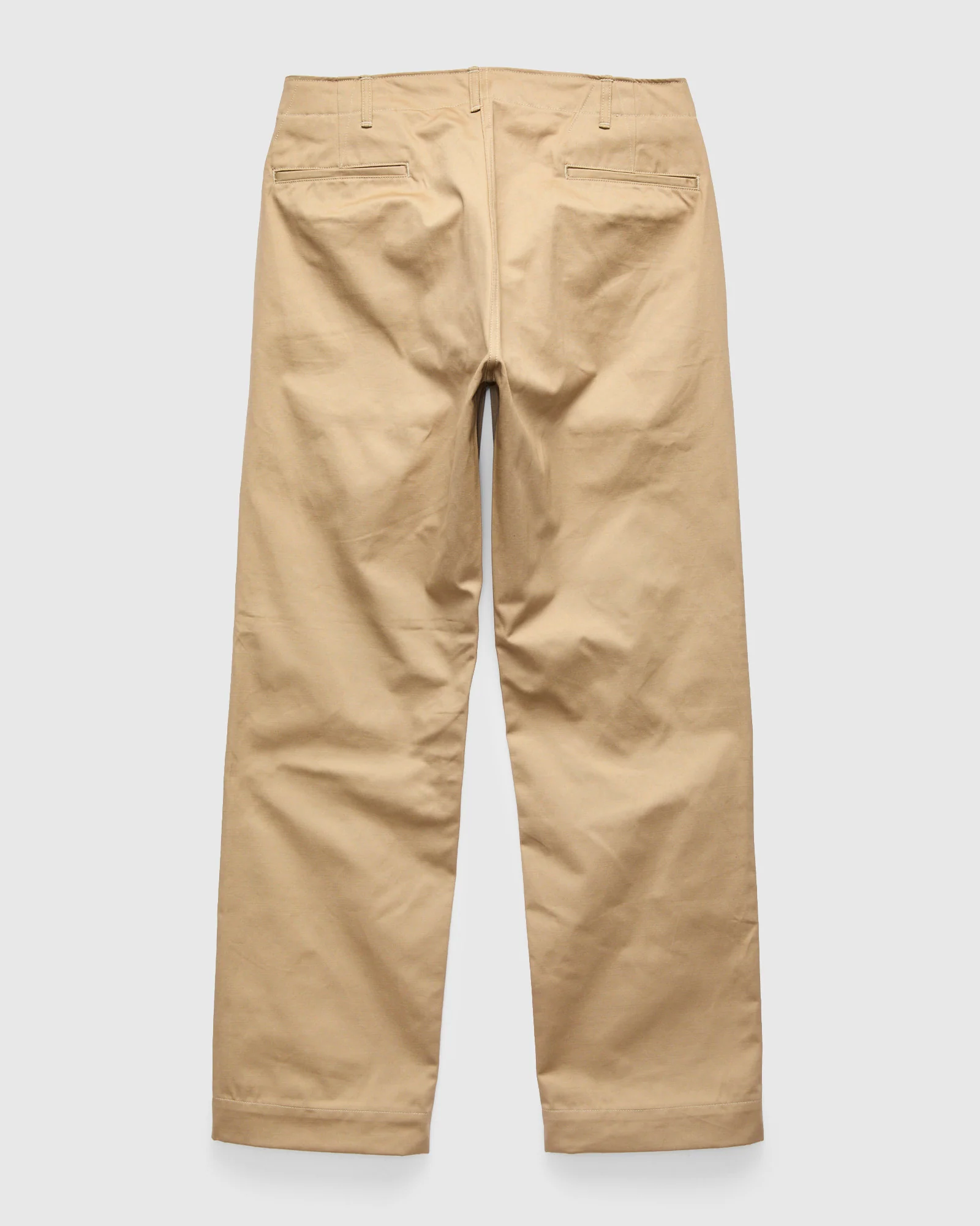 1945 Wide Fit Chino Trousers in Khaki - Image 2