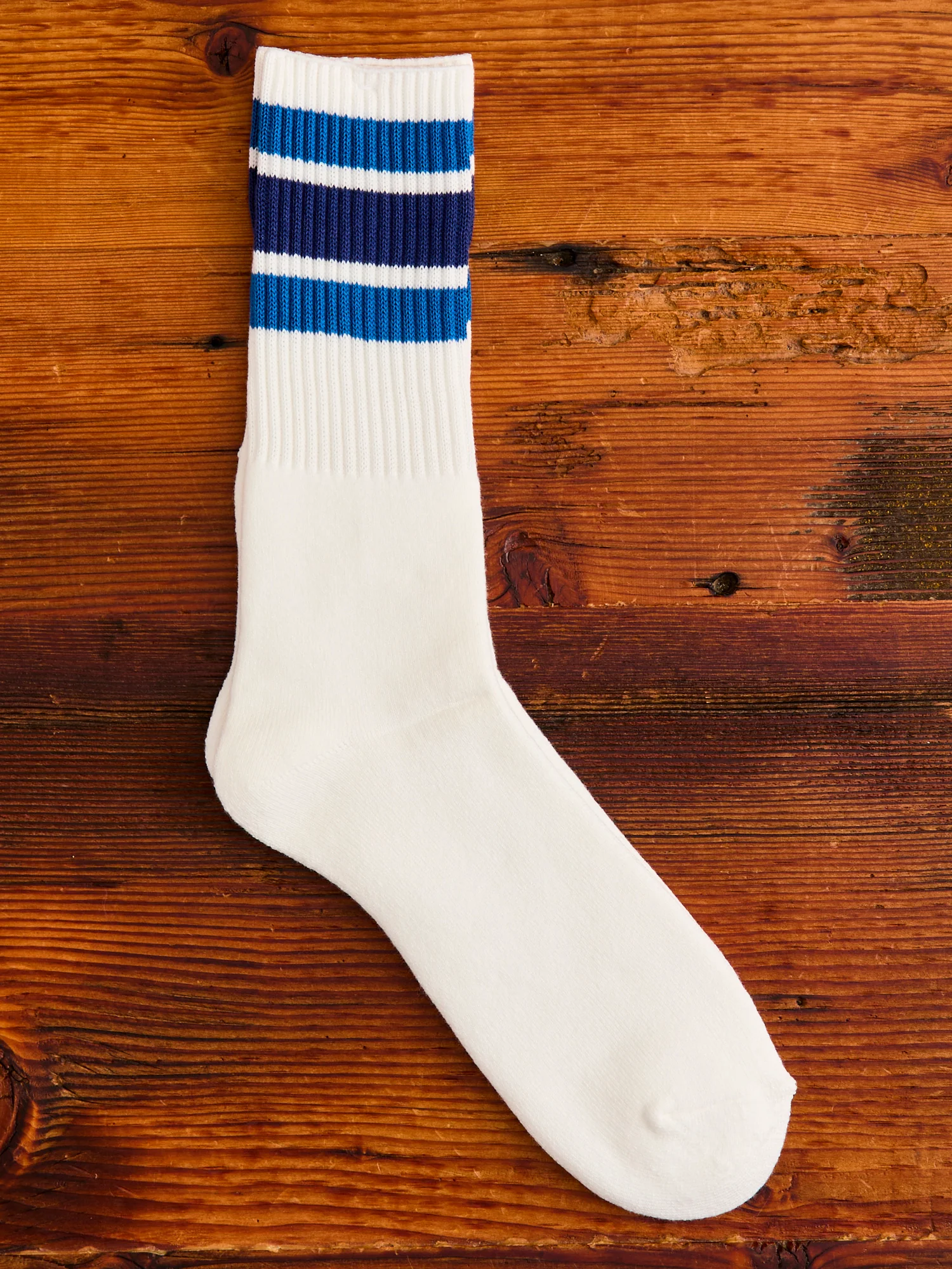 3 Line Crew Length Sock in Navy - Image 2
