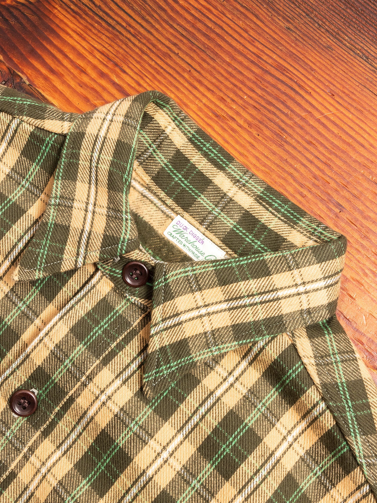 3022 Brushed Flannel Shirt in Beige - Image 3