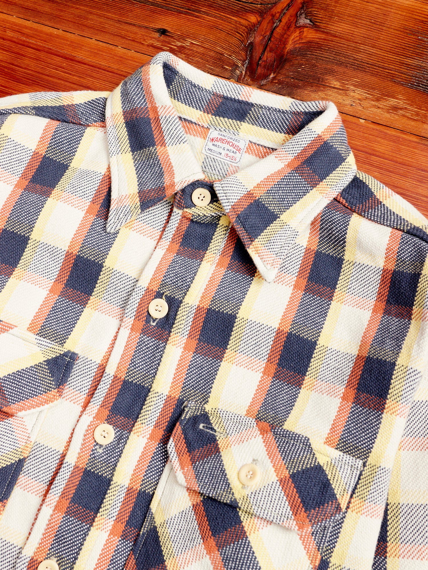 3104 Plaid Check Flannel Shirt in Navy - Image 3