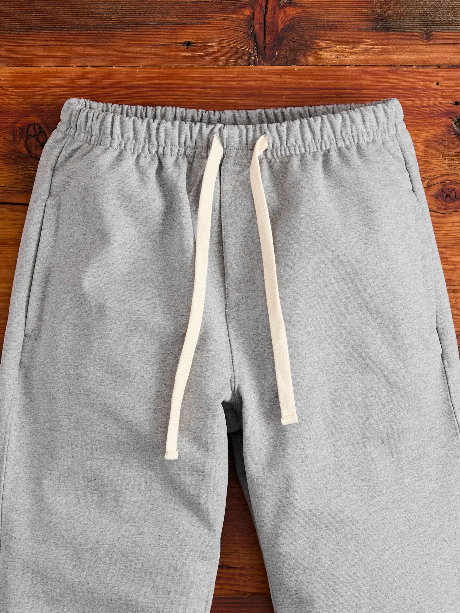 3S50 "Good Originals" Heavyweight Loopwheel Sweatpants in Heather Grey - Image 4