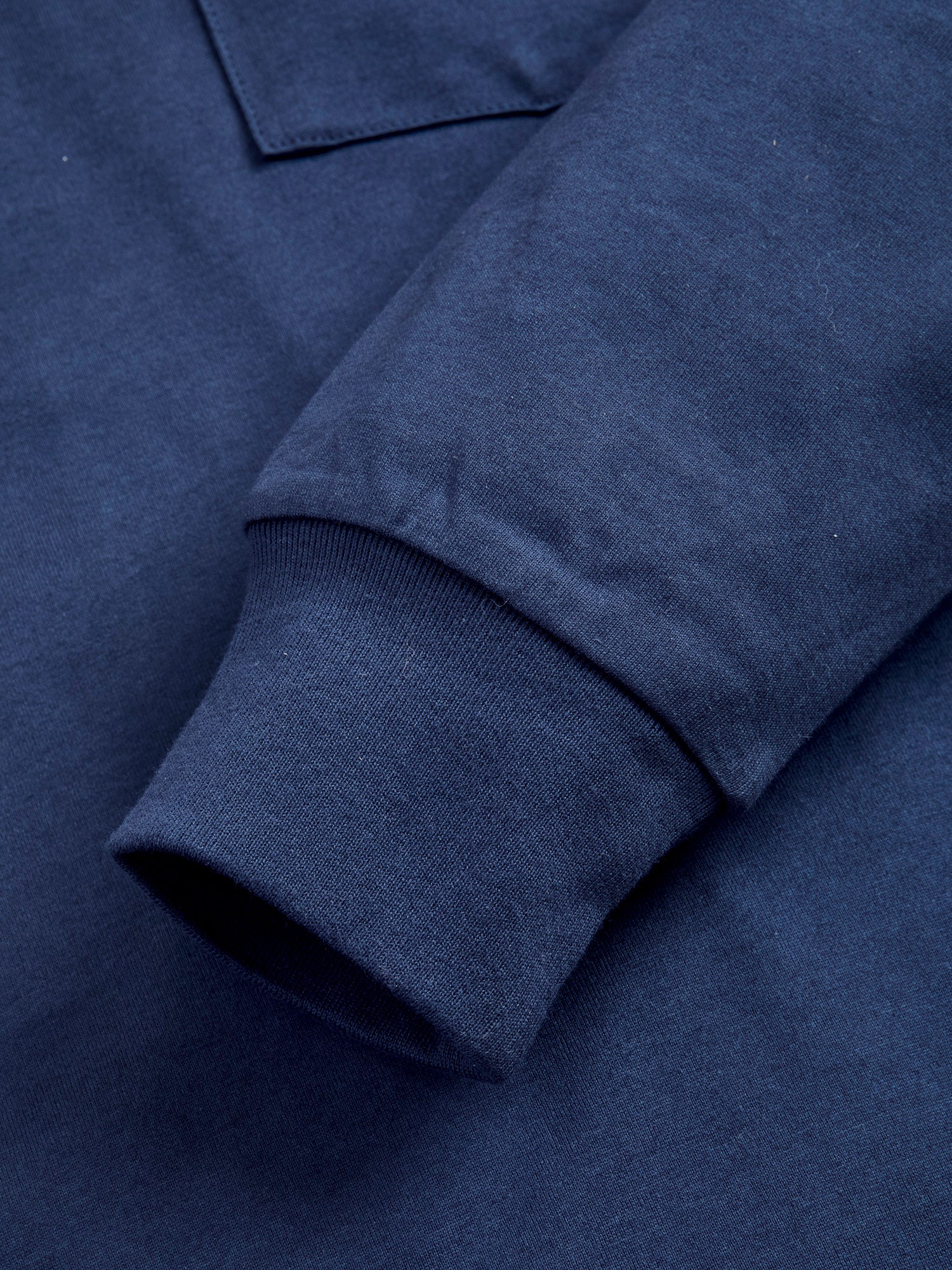 40/2 Long Sleeve Pocket T-Shirt in Navy - Image 4