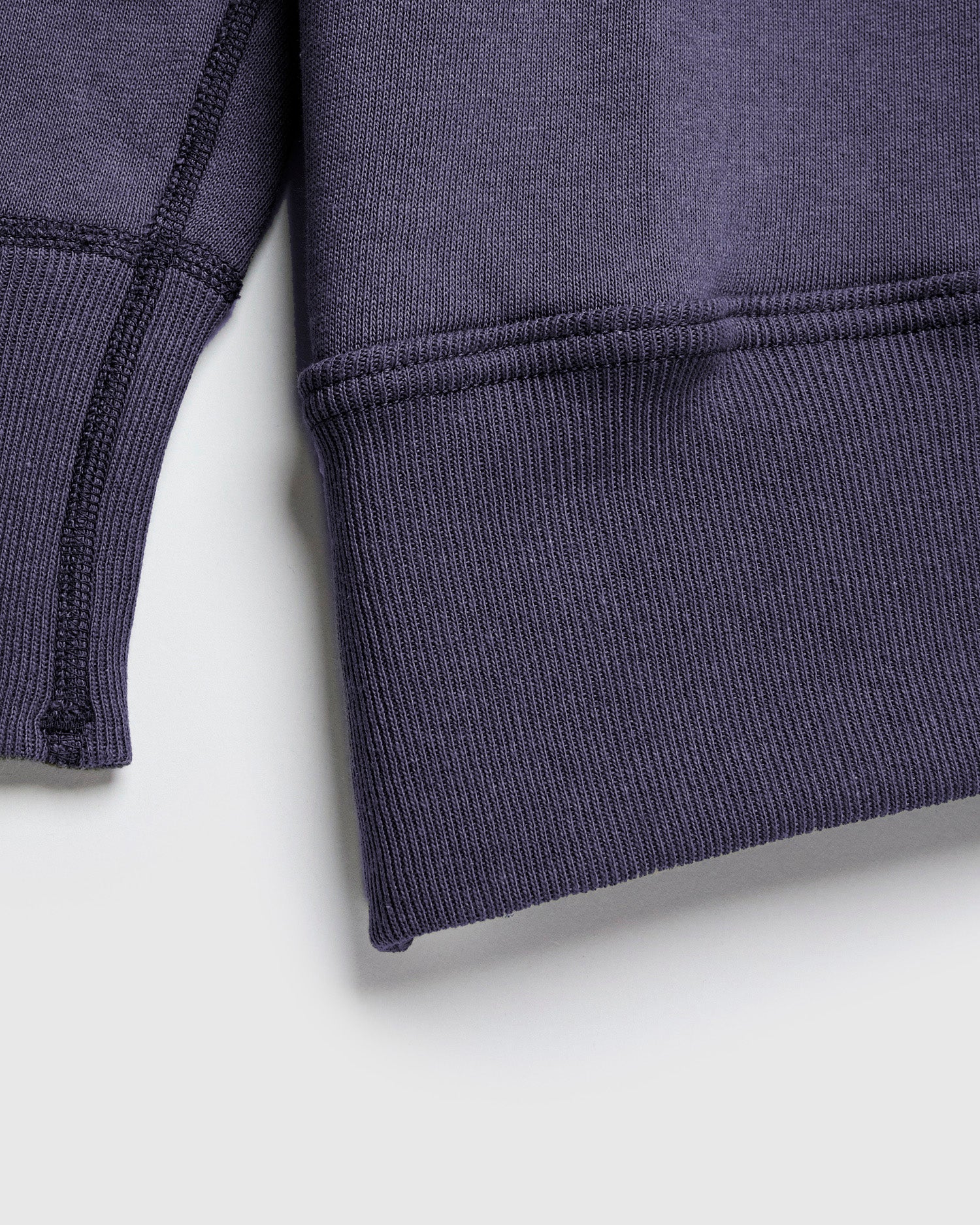 401 Loopwheel Sweatshirt in Eggplant - Image 4