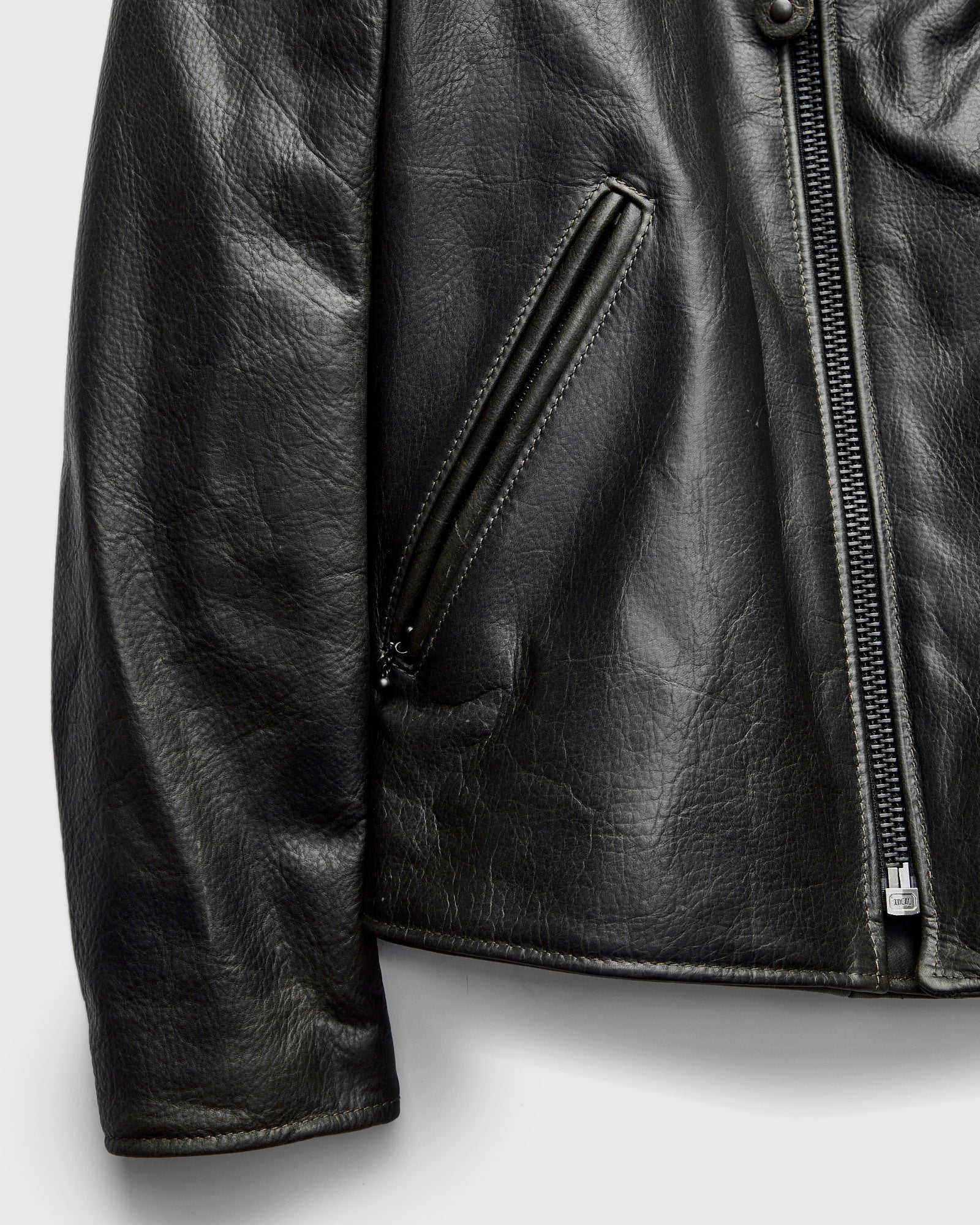 533 Pullup Cowhide Perfecto Jacket in Matte Black - Image 7