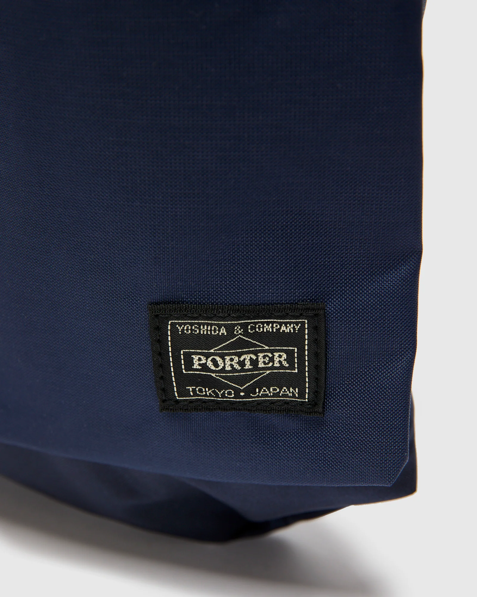 5901 "Force" Shoulder Bag in Navy - Image 6