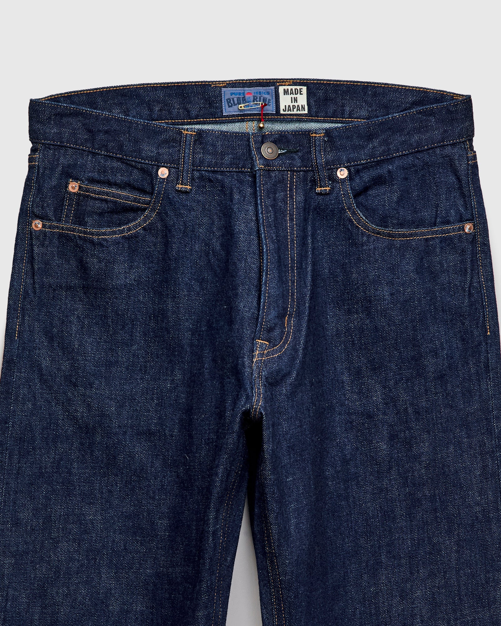"70's Vintage" Selvedge Denim in Straight Fit - Image 4