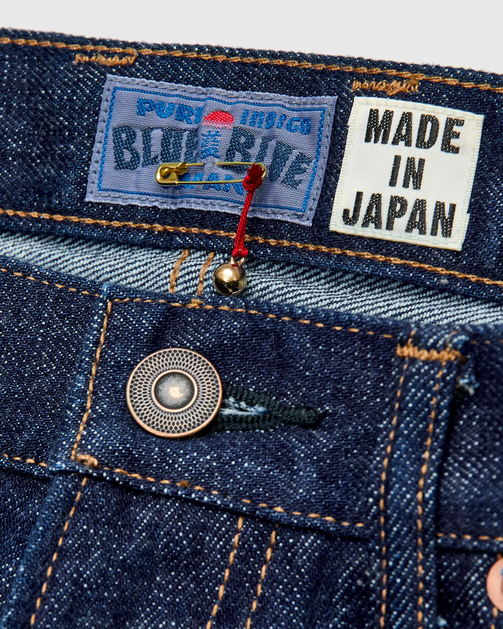 "70's Vintage" Selvedge Denim in Straight Fit - Image 6