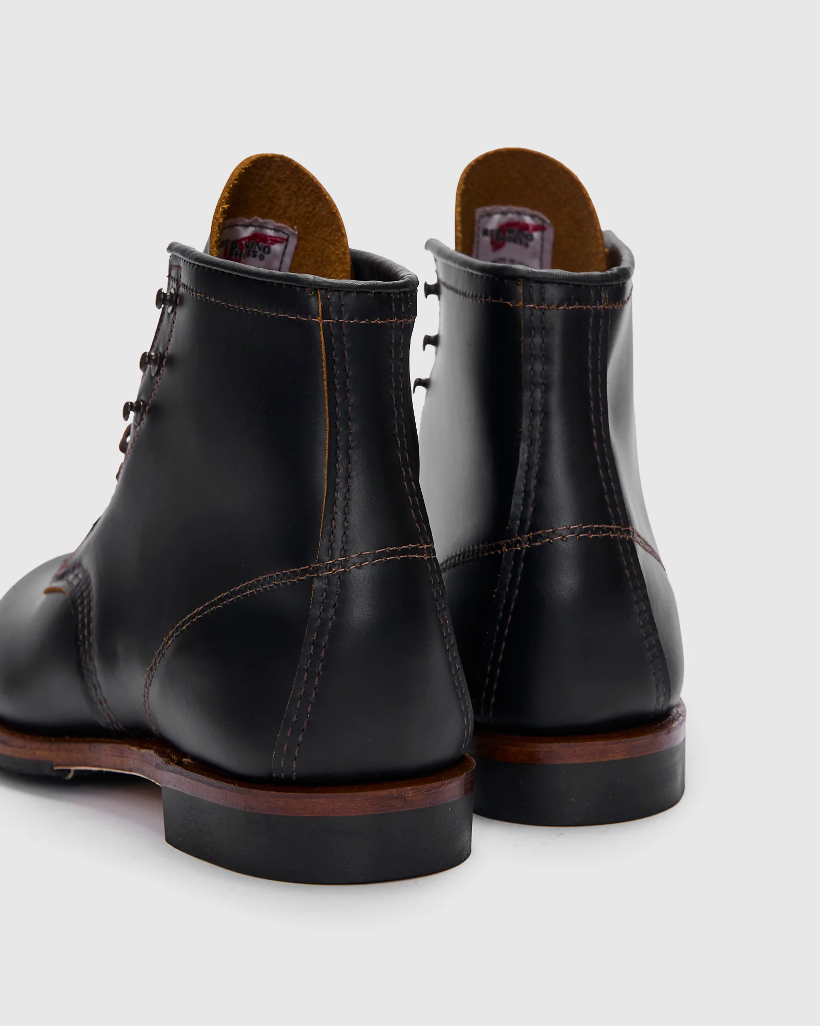 9060 Flatbox Beckman Boot in Black Klondike - Image 5