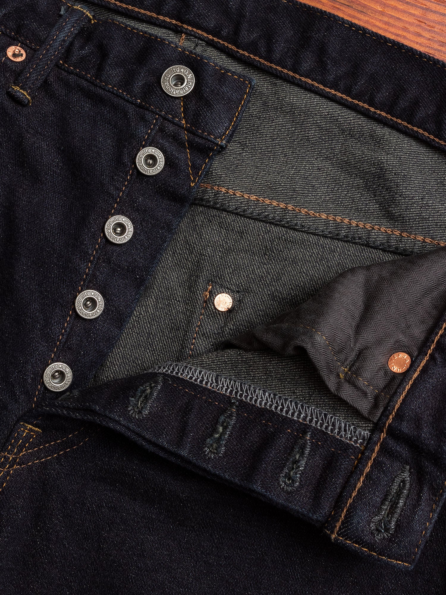 922S-DGY "Charcoal Overdye" 15oz Stretch Selvedge Denim - High Tapered Fit - Image 6