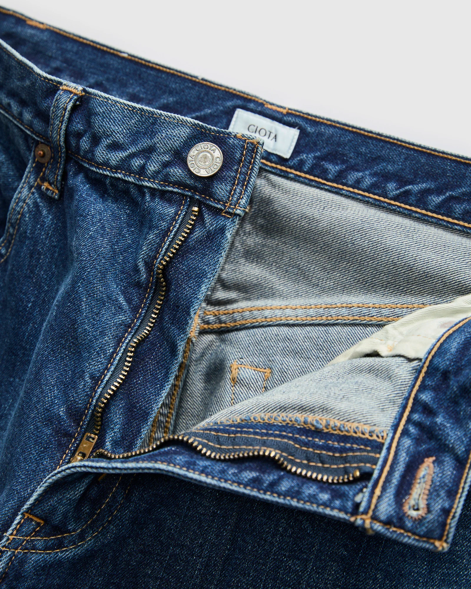 Baggy 5 Pocket Selvedge Denim Pants in Medium Blue - Image 6