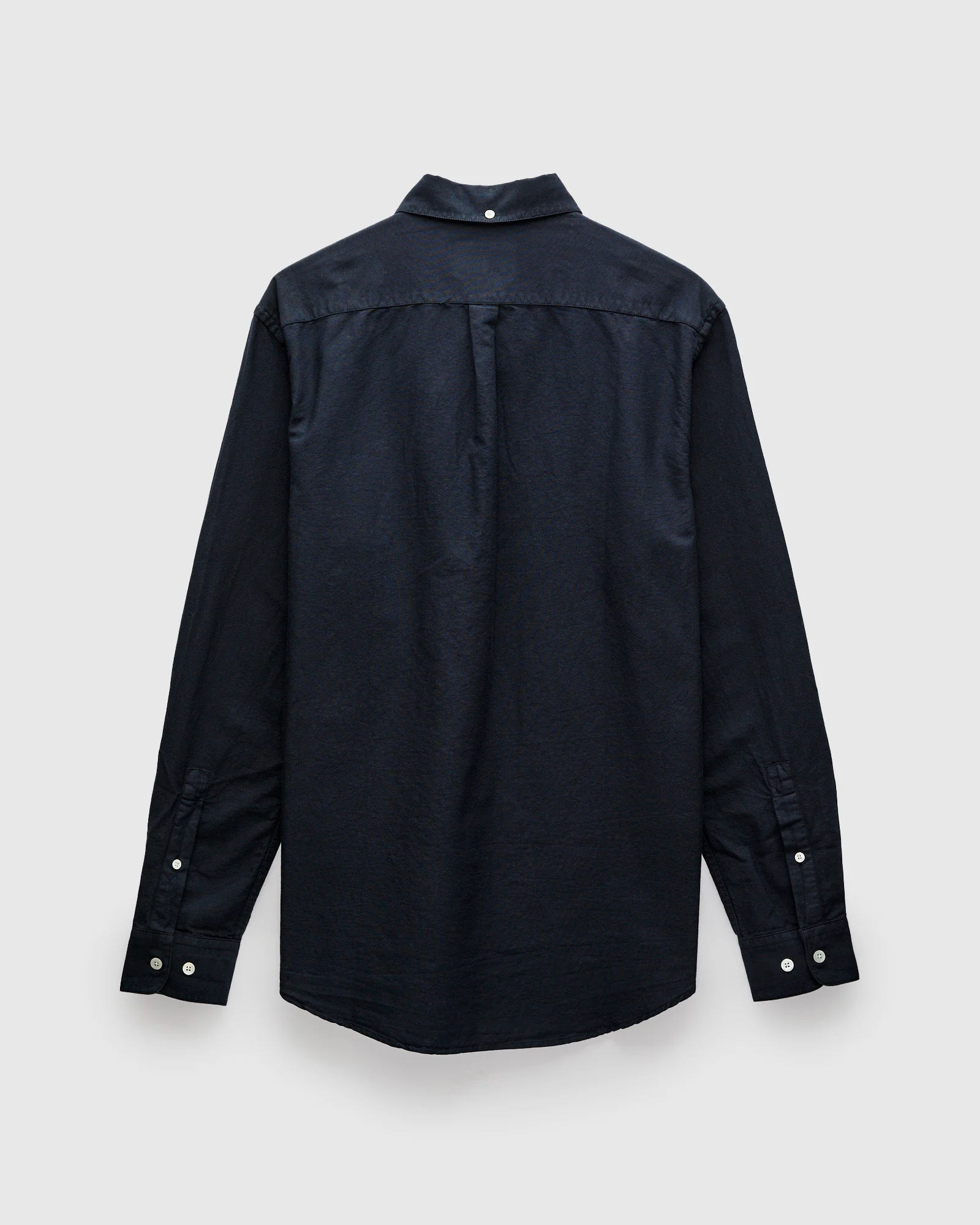 Belavista Button-Up Shirt in Navy - Image 3