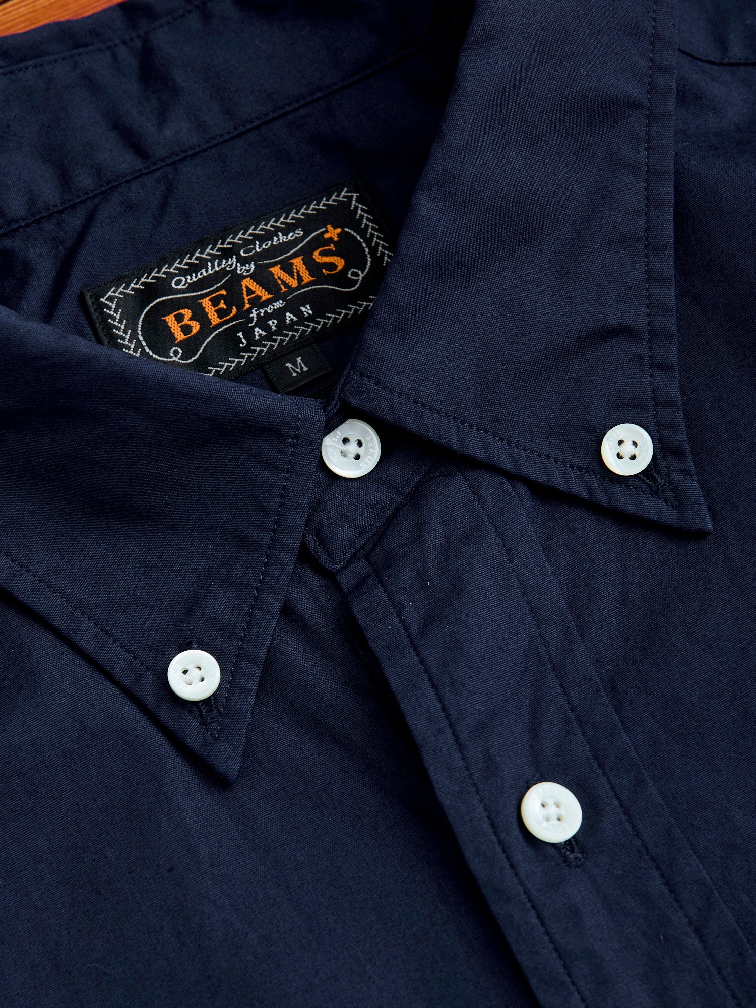 Broad Cloth Short Sleeve Button-Down Shirt in Navy - Image 4