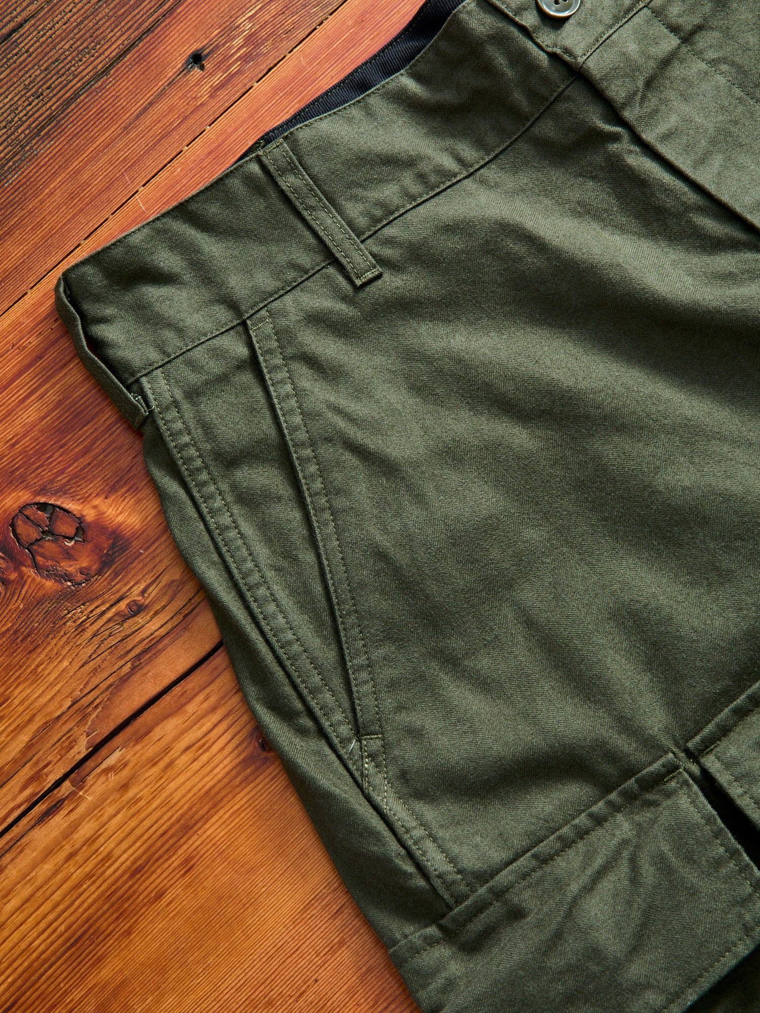 Brushed Herringbone FA Flight Cargo Pants in Olive - Image 5