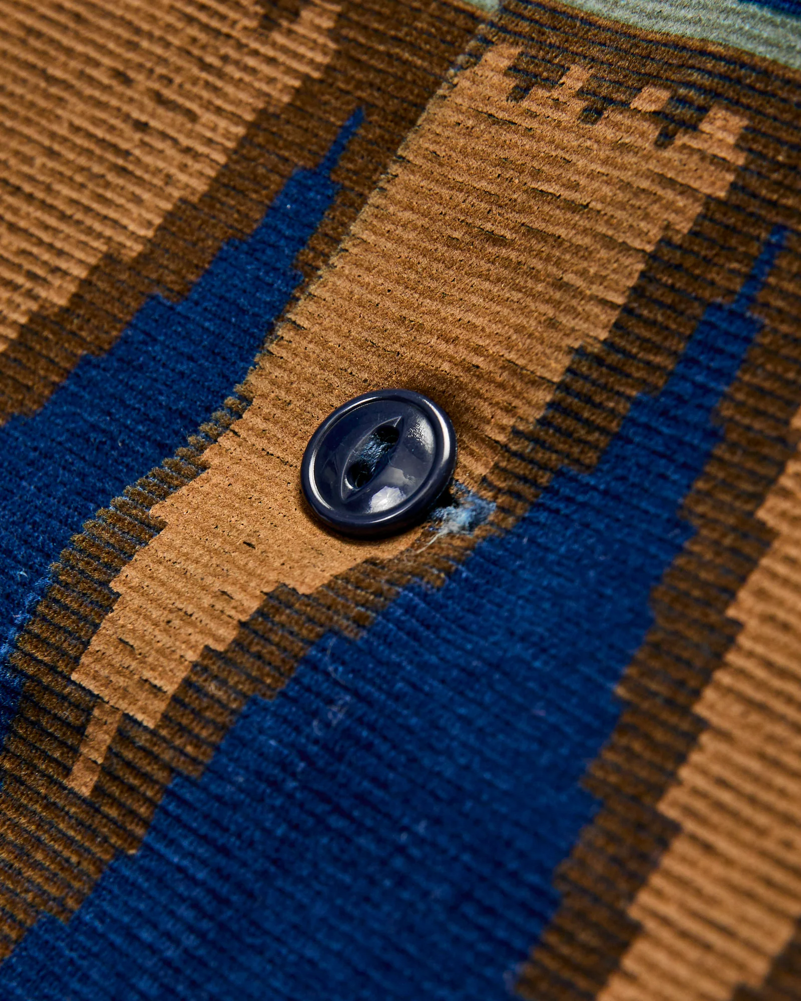 "Bunta Print" Corduroy Shirt in Indigo - Image 4