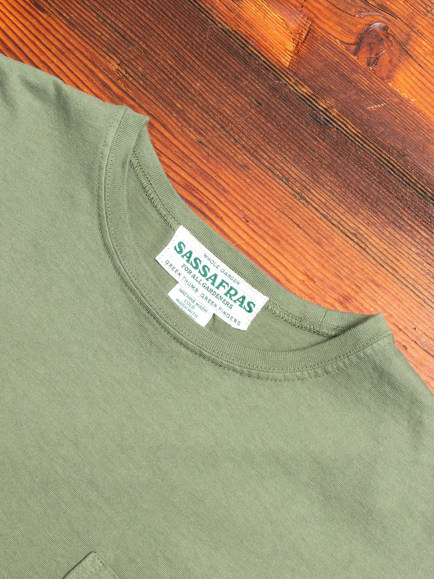 Chop Corner Pocket T-Shirt in Olive - Image 2