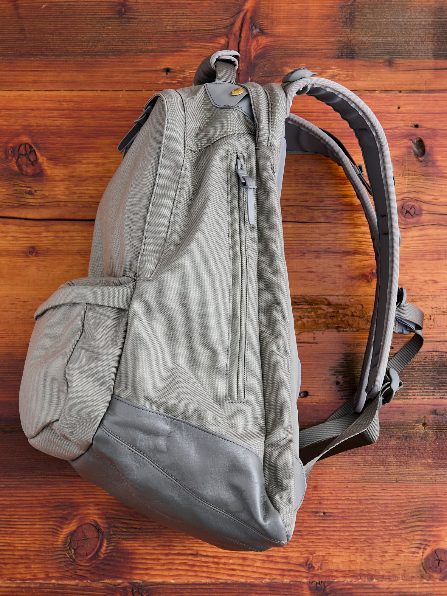 Cordura 22L Backpack in Grey Lambskin - Image 3