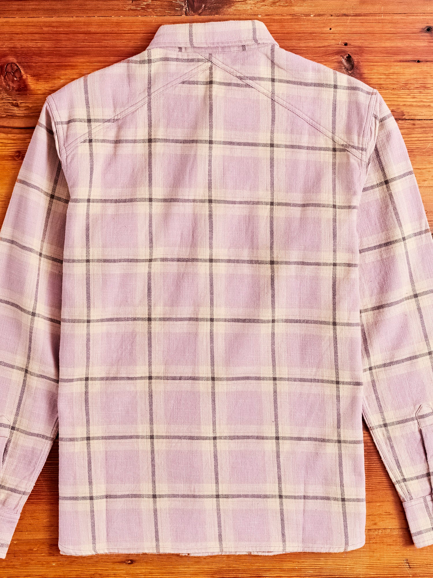Crosscut Flannel in Mauve - Image 9