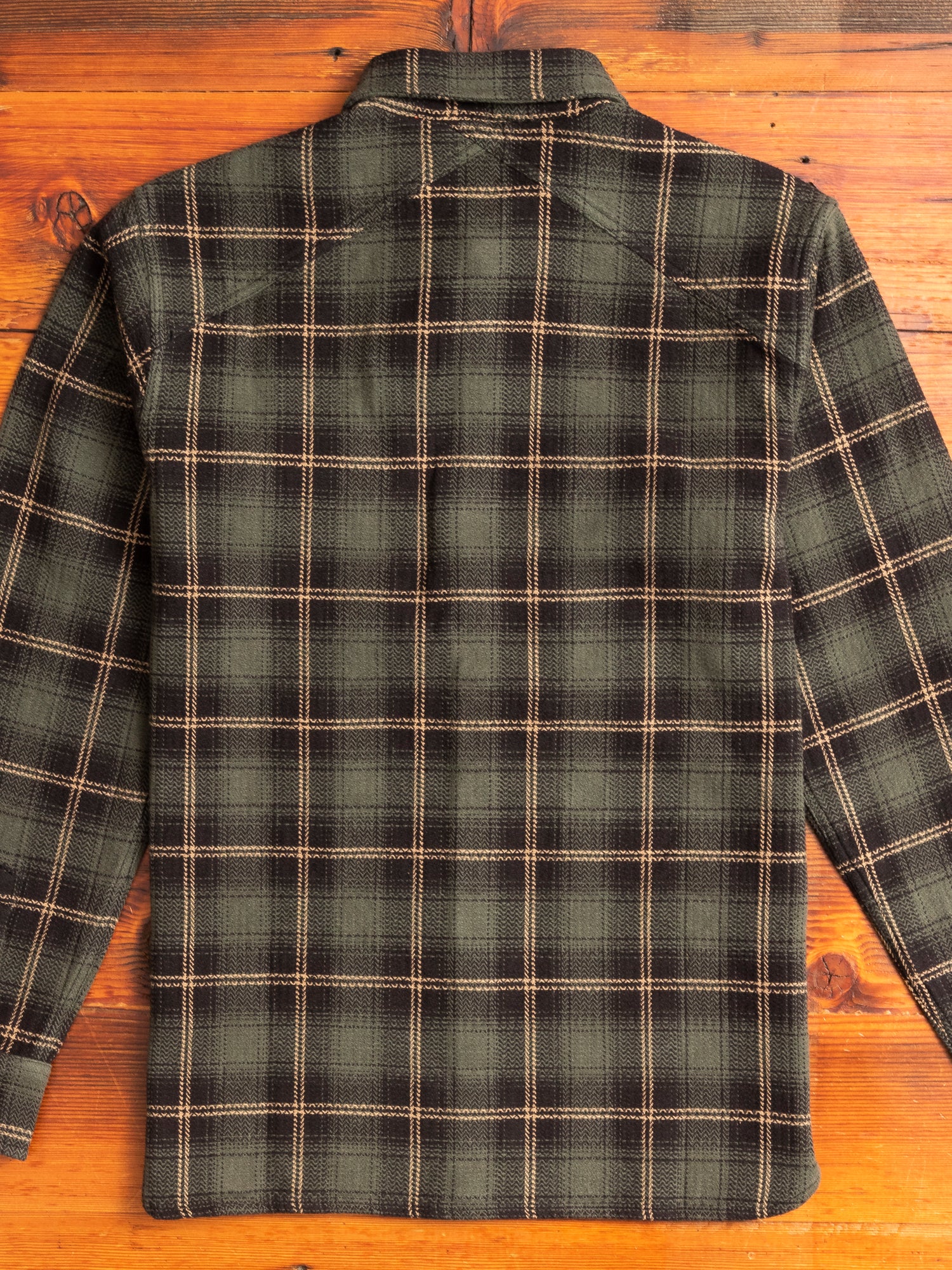 Crosscut Flannel in Pine Plaid - Image 8