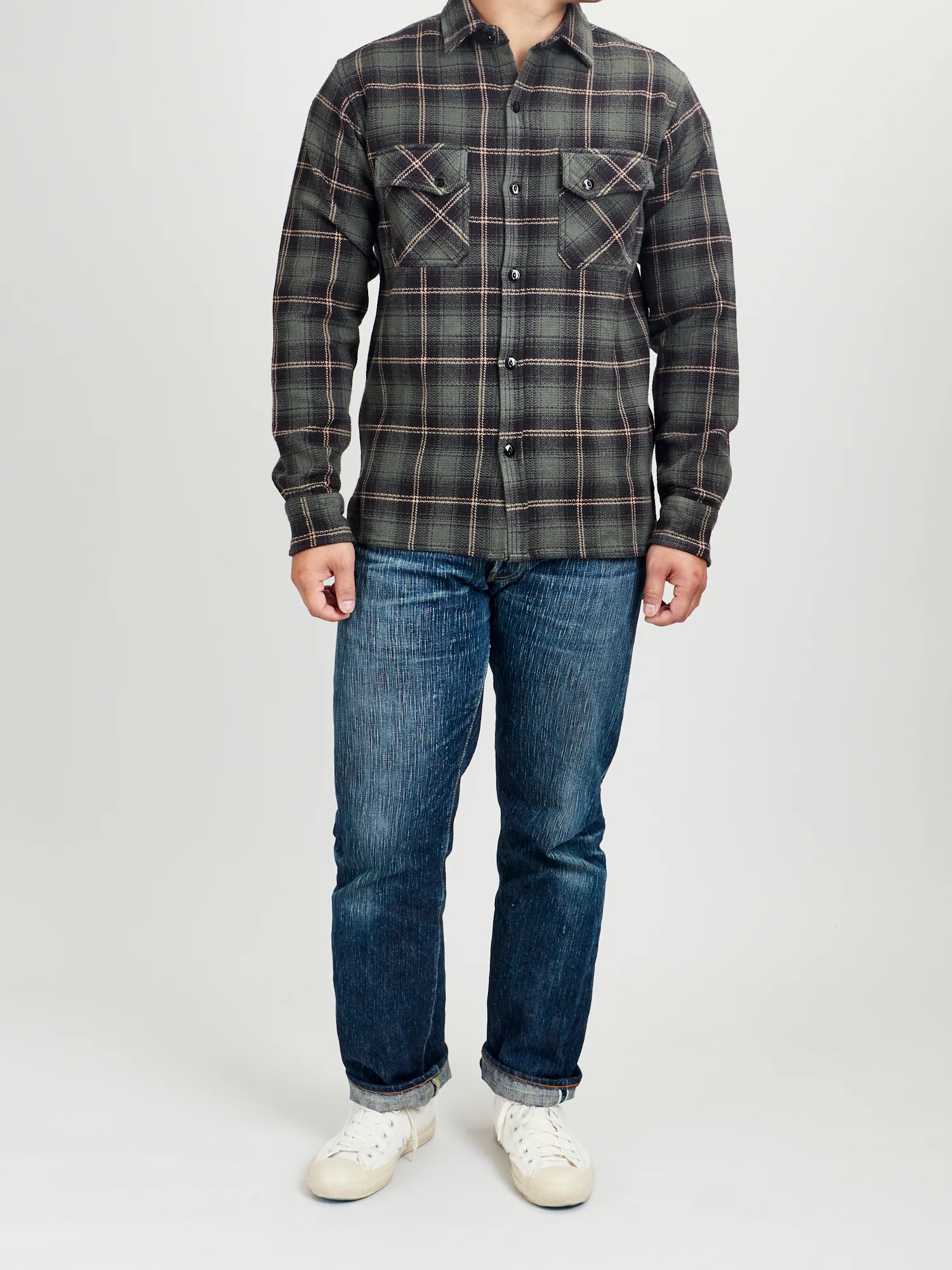 Crosscut Flannel in Pine Plaid - Image 9