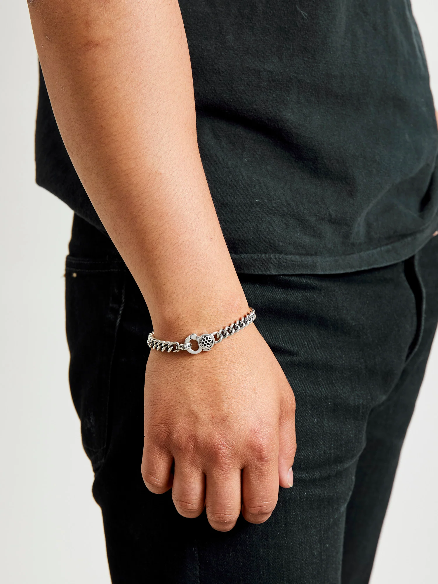 Curb Chain Bracelet Size A in Sterling Silver - Image 2