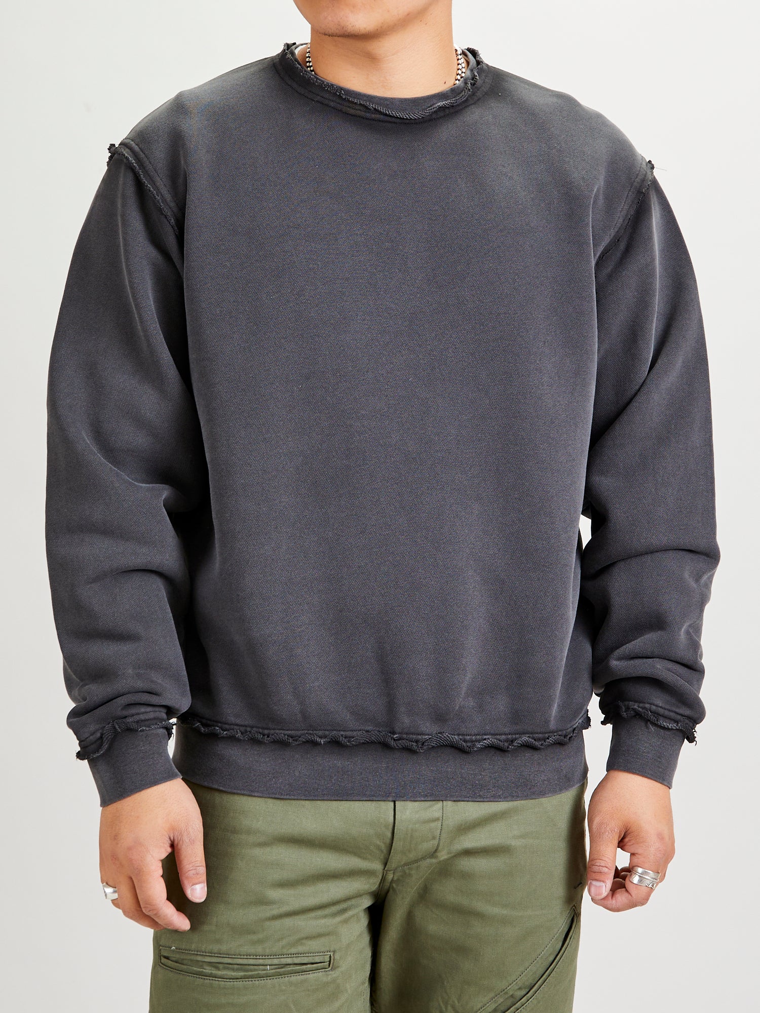 Destroyed Sweat Shirt in Black - Image 2
