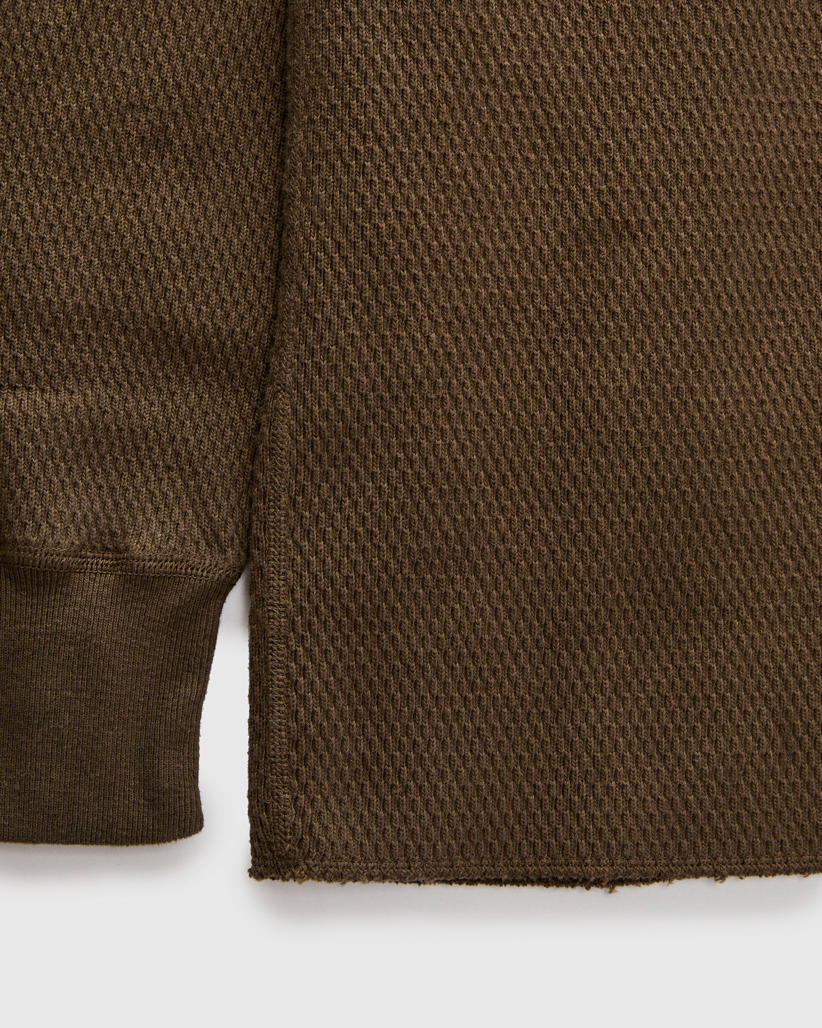 Double Honeycomb Thermal Shirt in Brown - Image 5