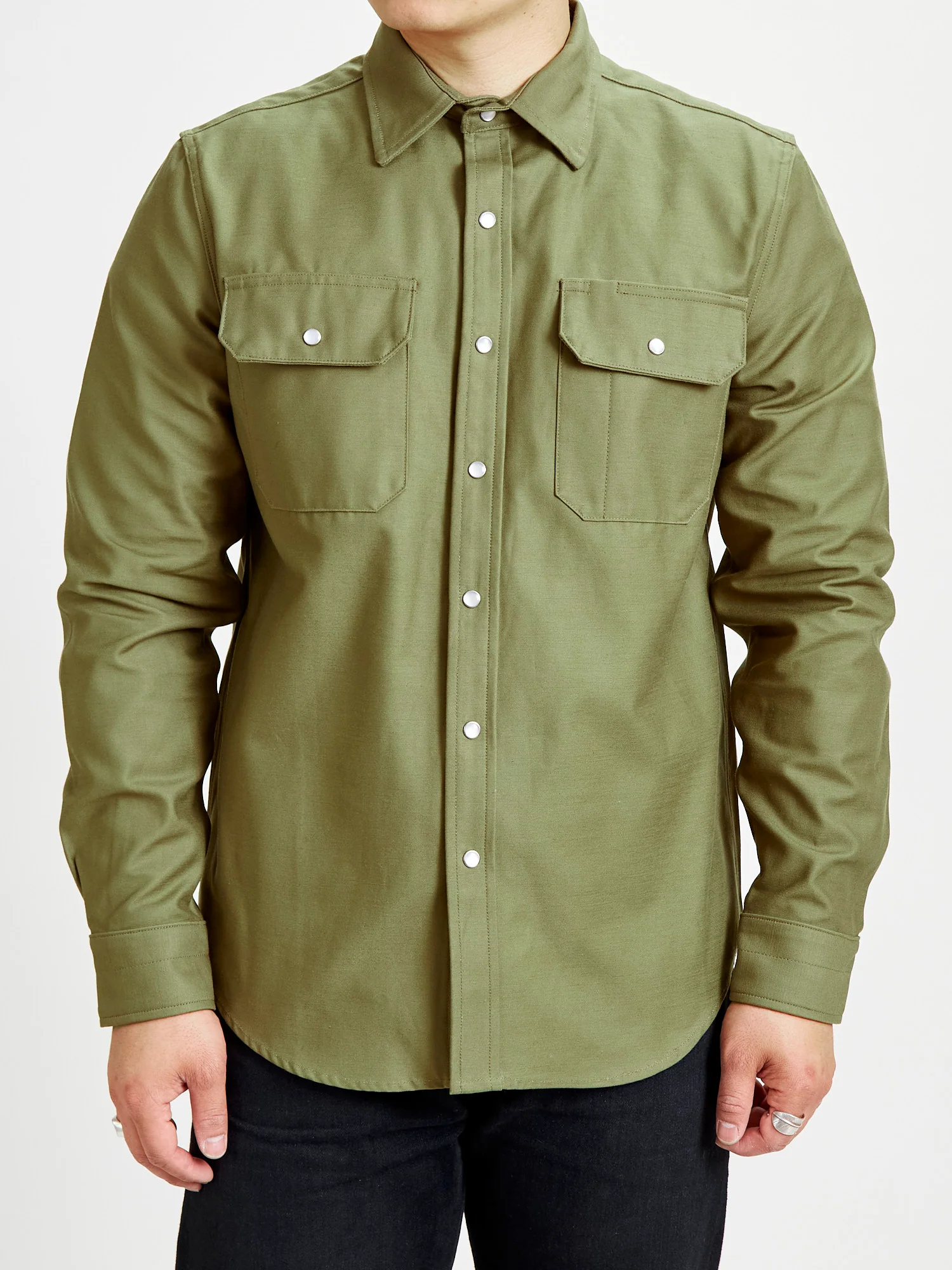 Drover Overshirt in Fatigue Sateen - Image 2