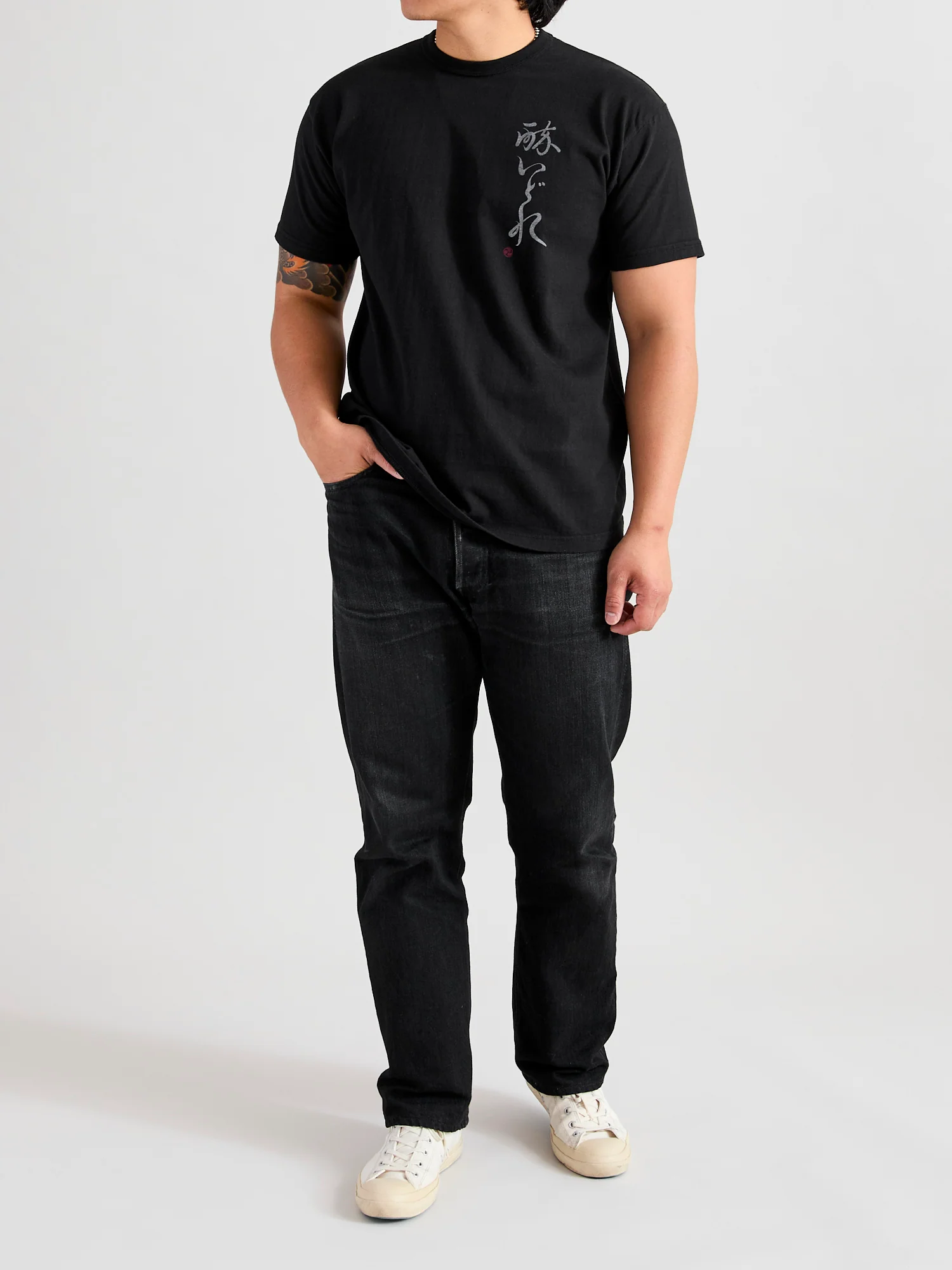 "Drunk" Heavyweight T-Shirt in Black - Image 9