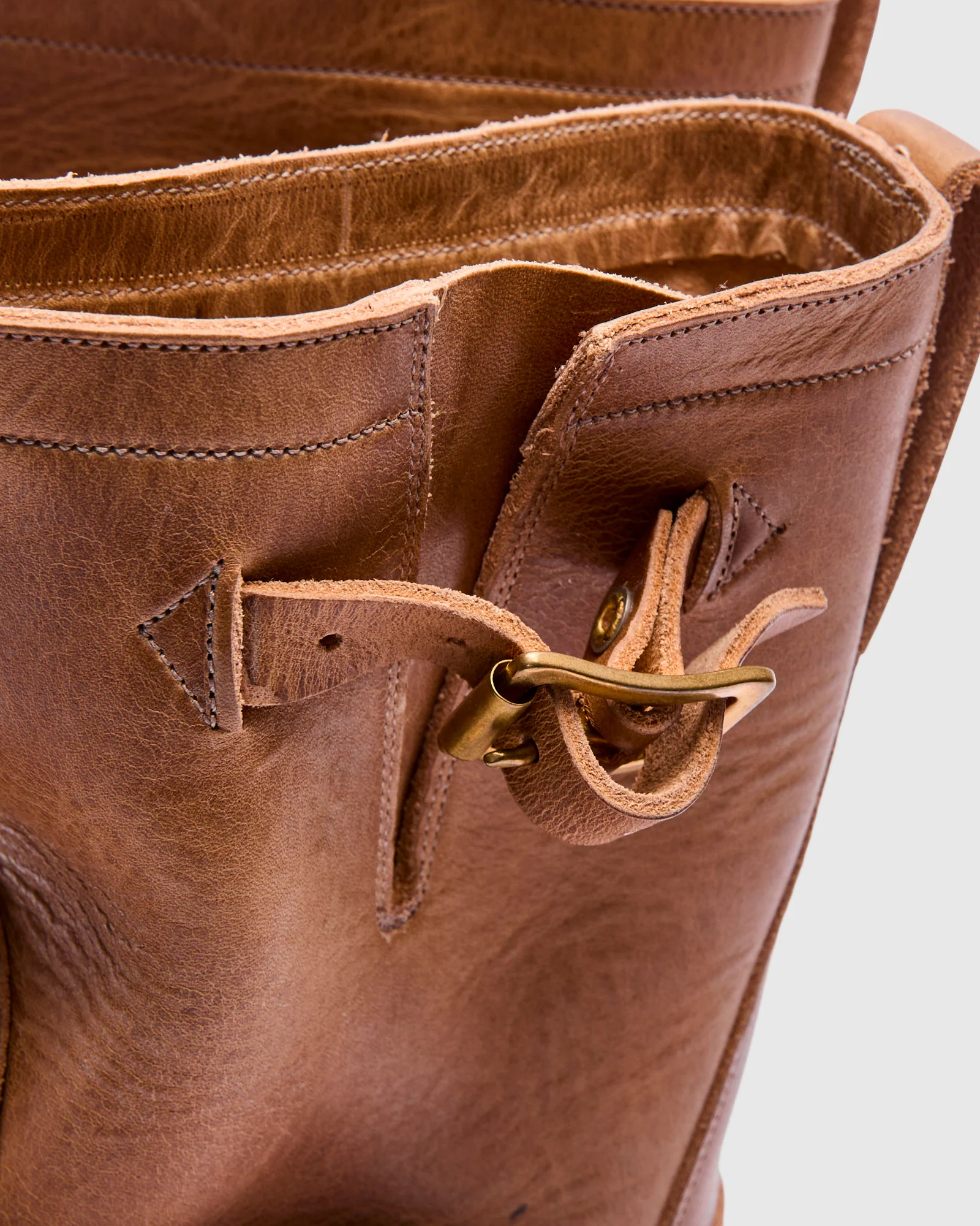 Engineer Boot 2000 in Natural Cypress - Image 8