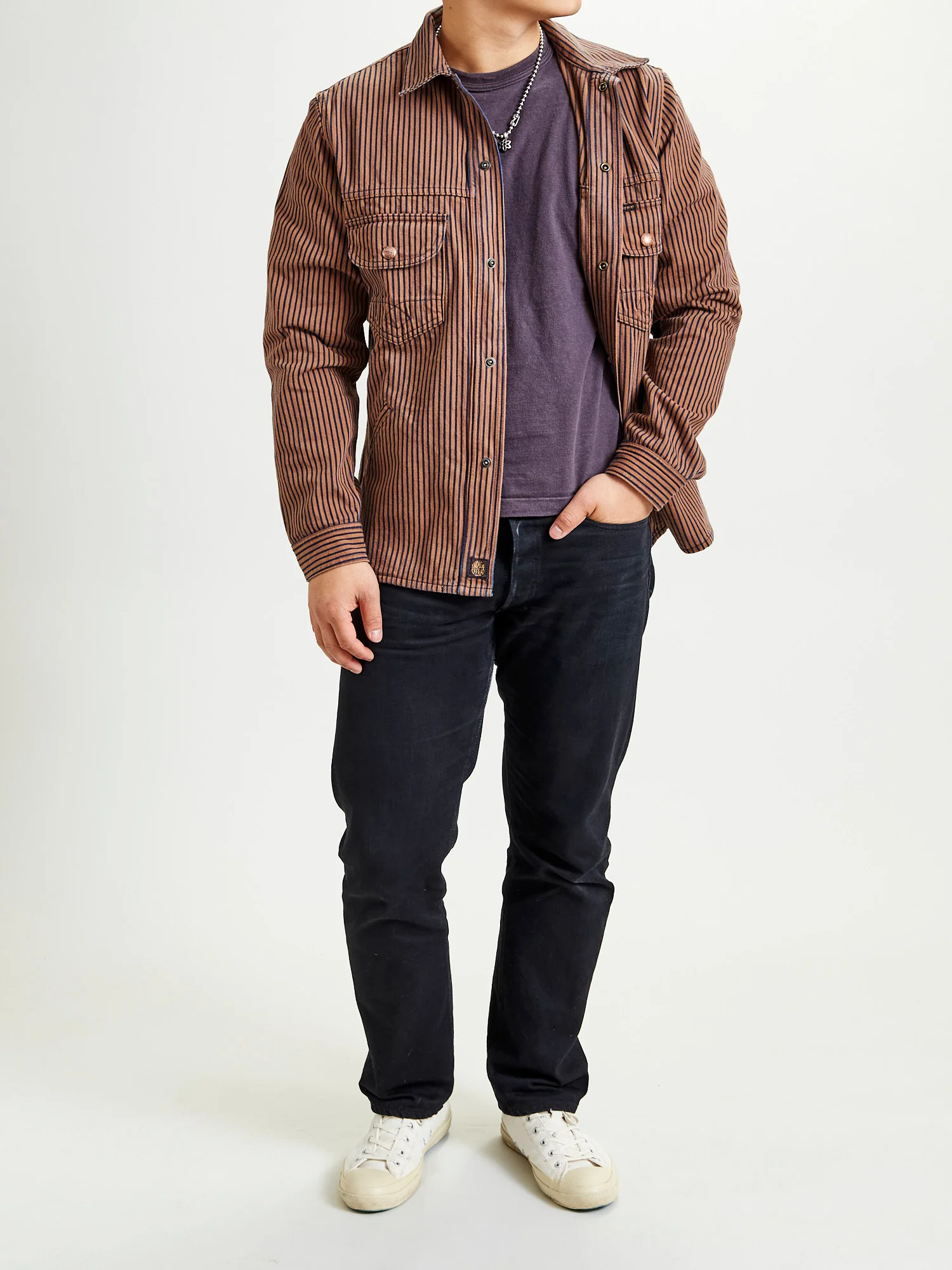 Fargo Trucker in Groot Indigo - Image 11