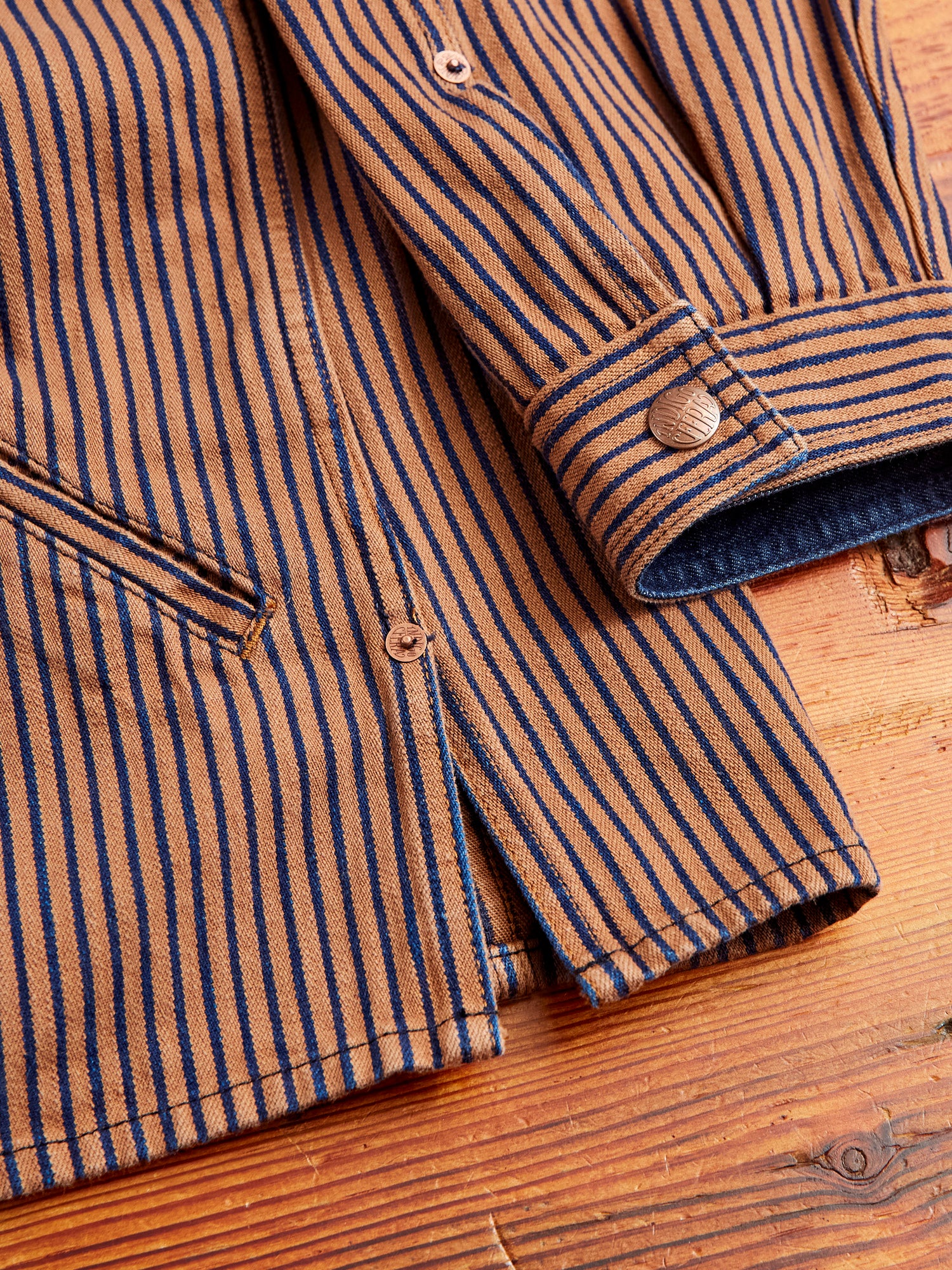 Fargo Trucker in Groot Indigo - Image 12
