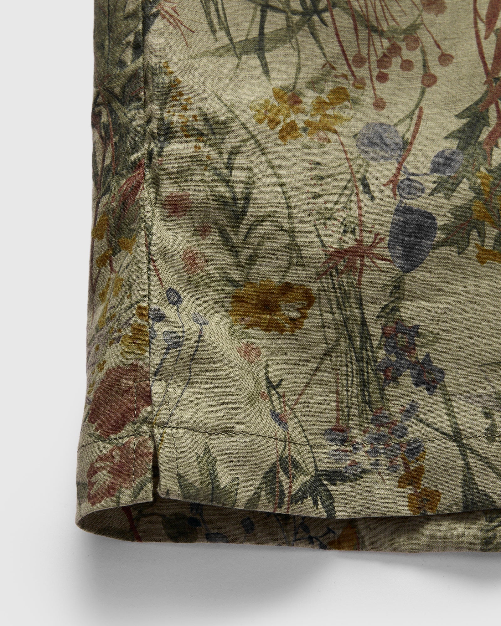 "Flowers Painting" Aloha Shirt in Earth - Image 7