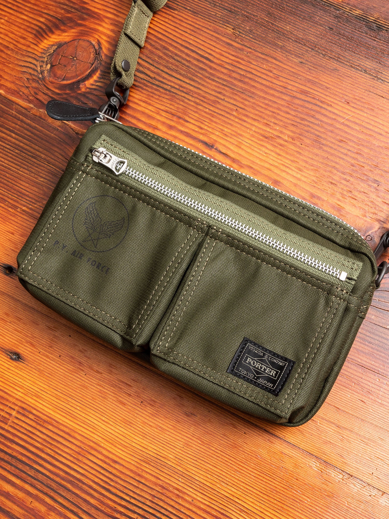 "Flying Ace" Shoulder Bag (S) in Olive Drab - Image 3