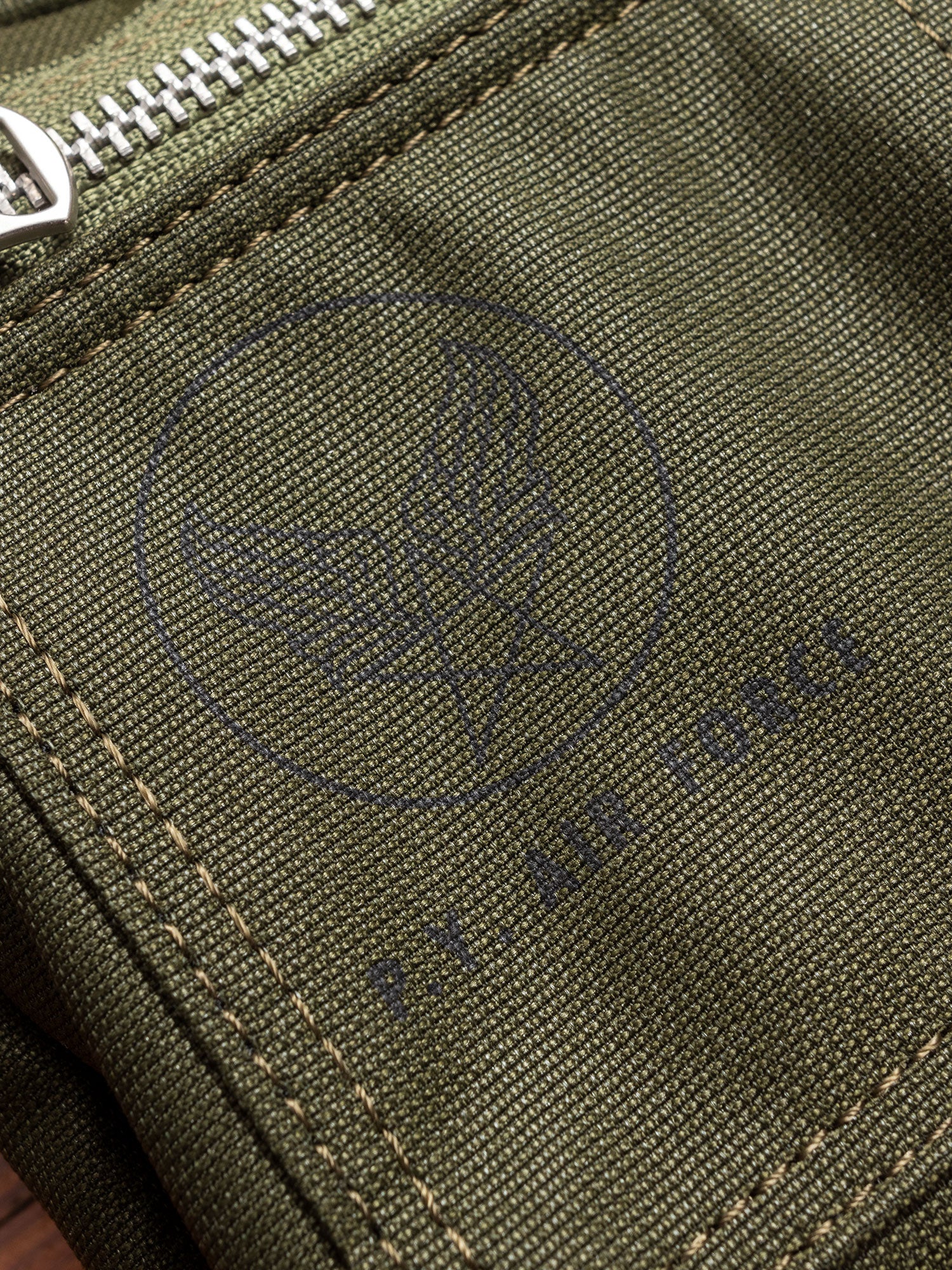 "Flying Ace" Shoulder Bag (S) in Olive Drab - Image 6