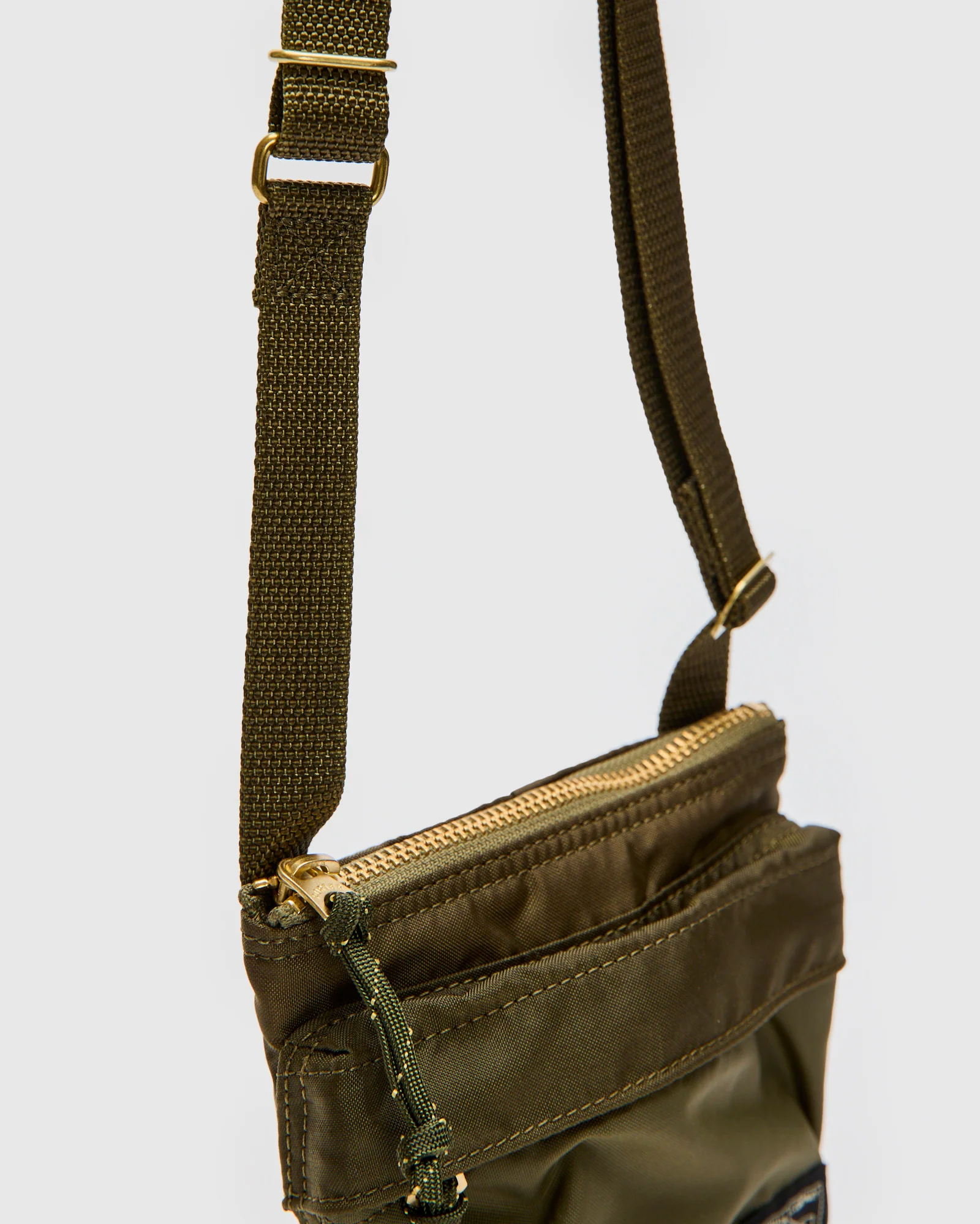 5461 "Force" Shoulder Pouch in Olive Drab - Image 5