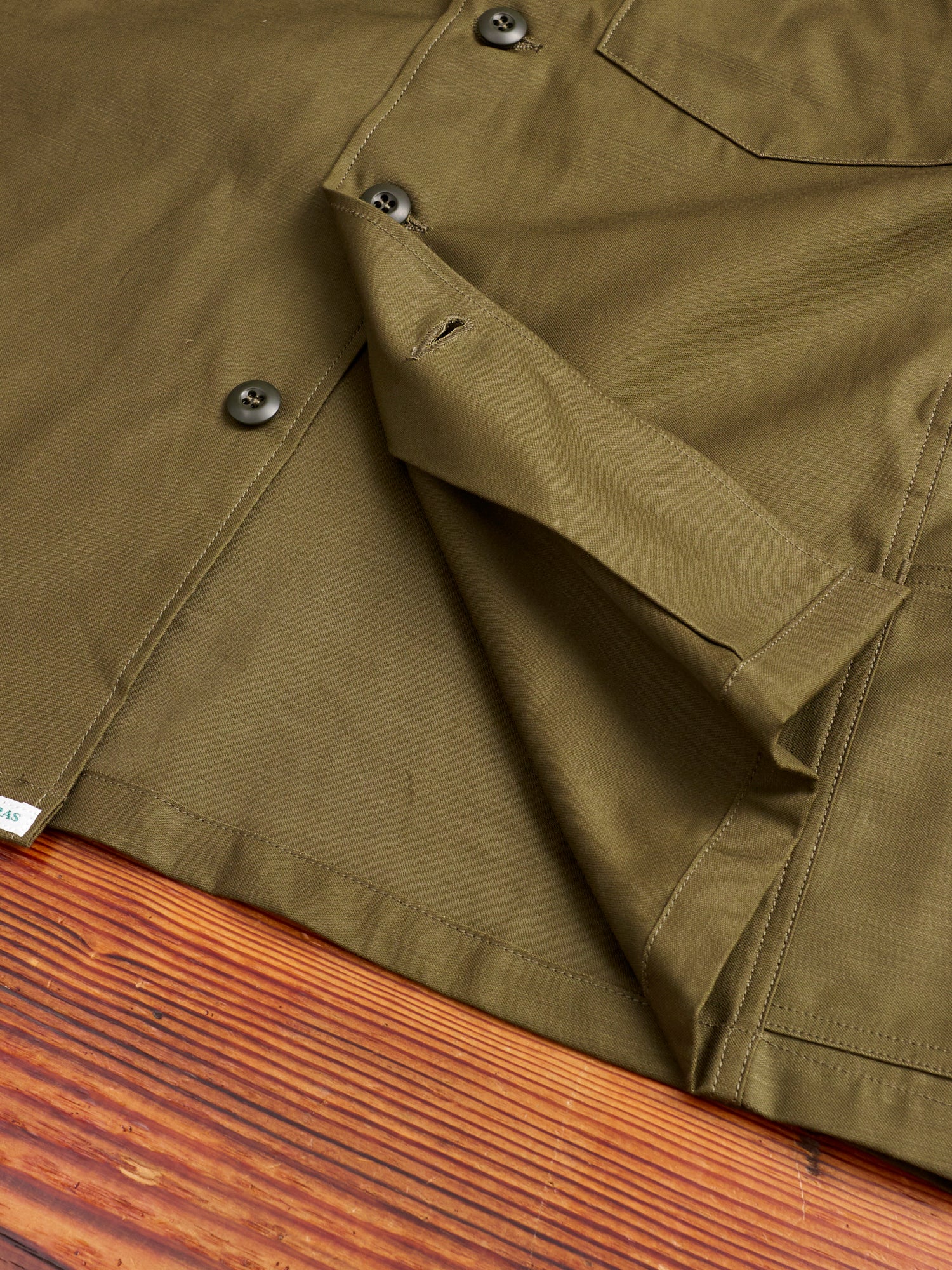 Gardener Half Overshirt in Olive Military Satin - Image 9