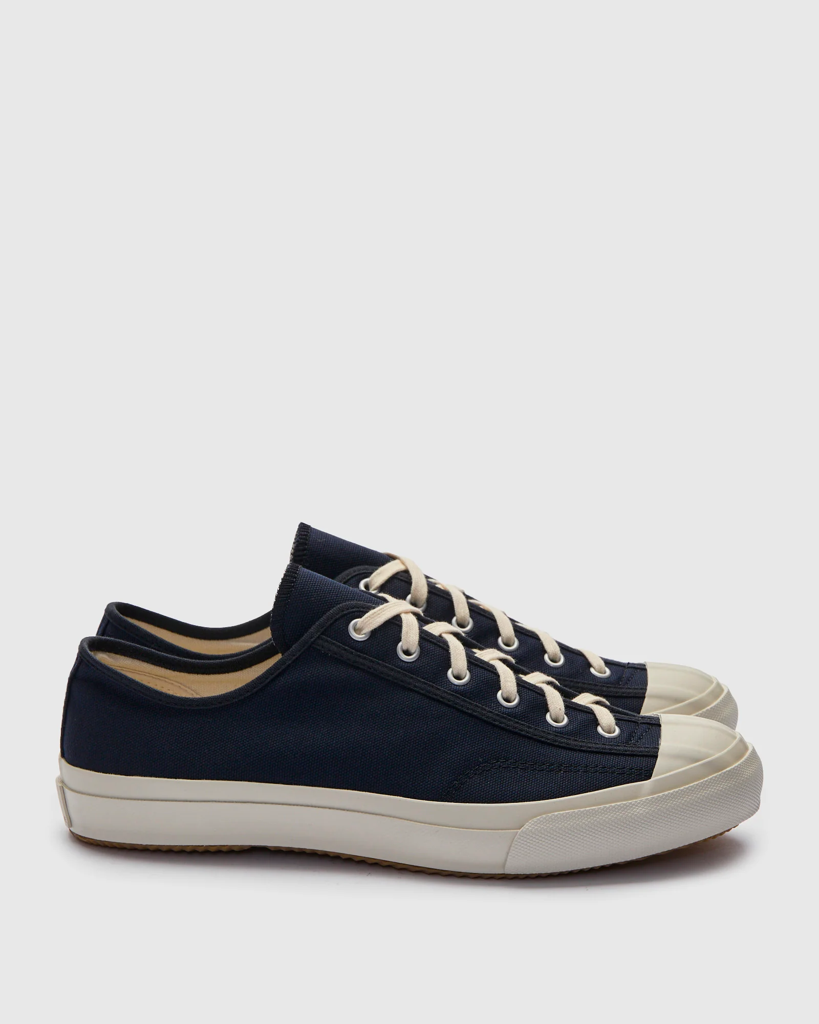Gym Classic Sneaker in Navy - Image 3