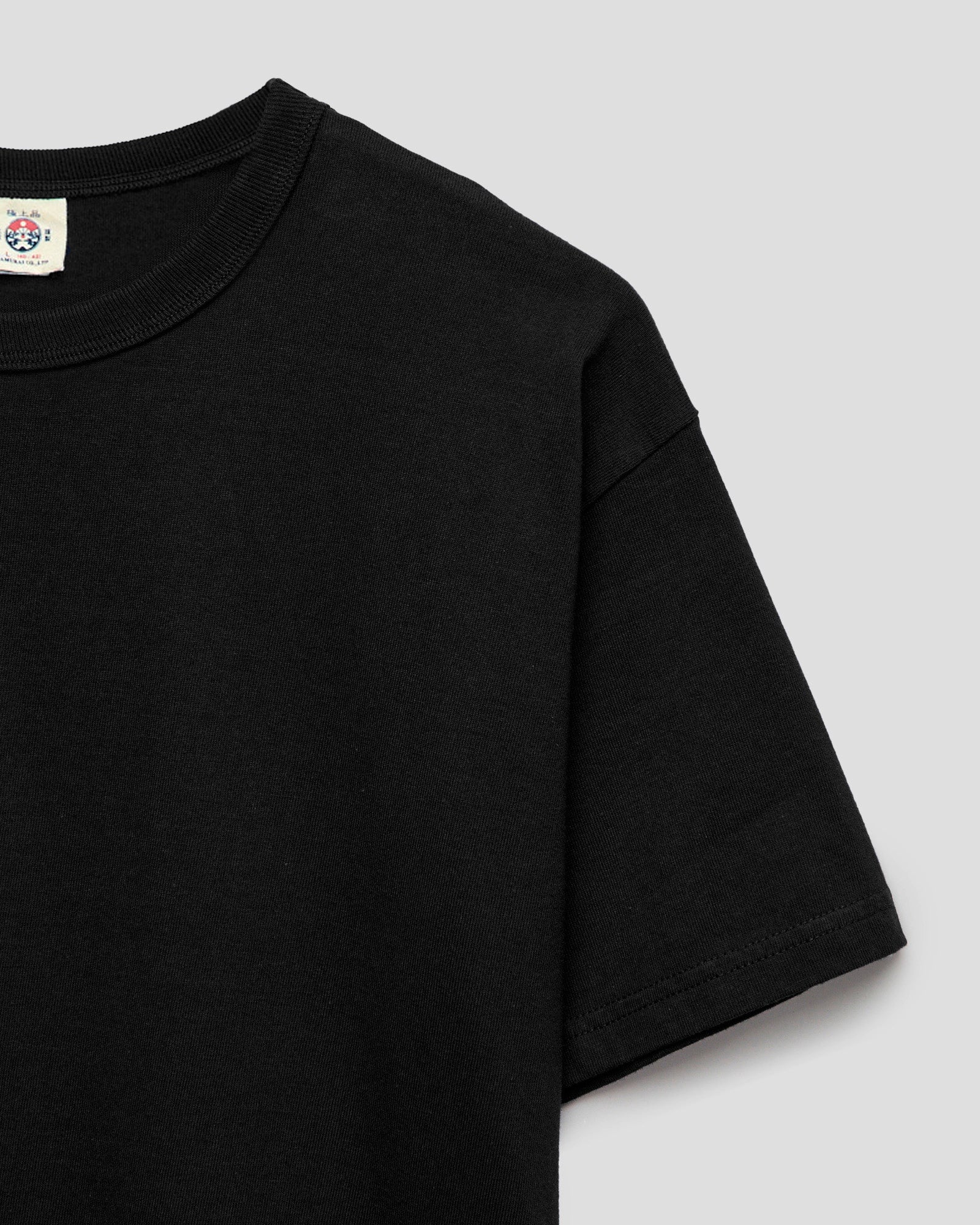 Heavyweight Solid T-Shirt in Black - Image 4