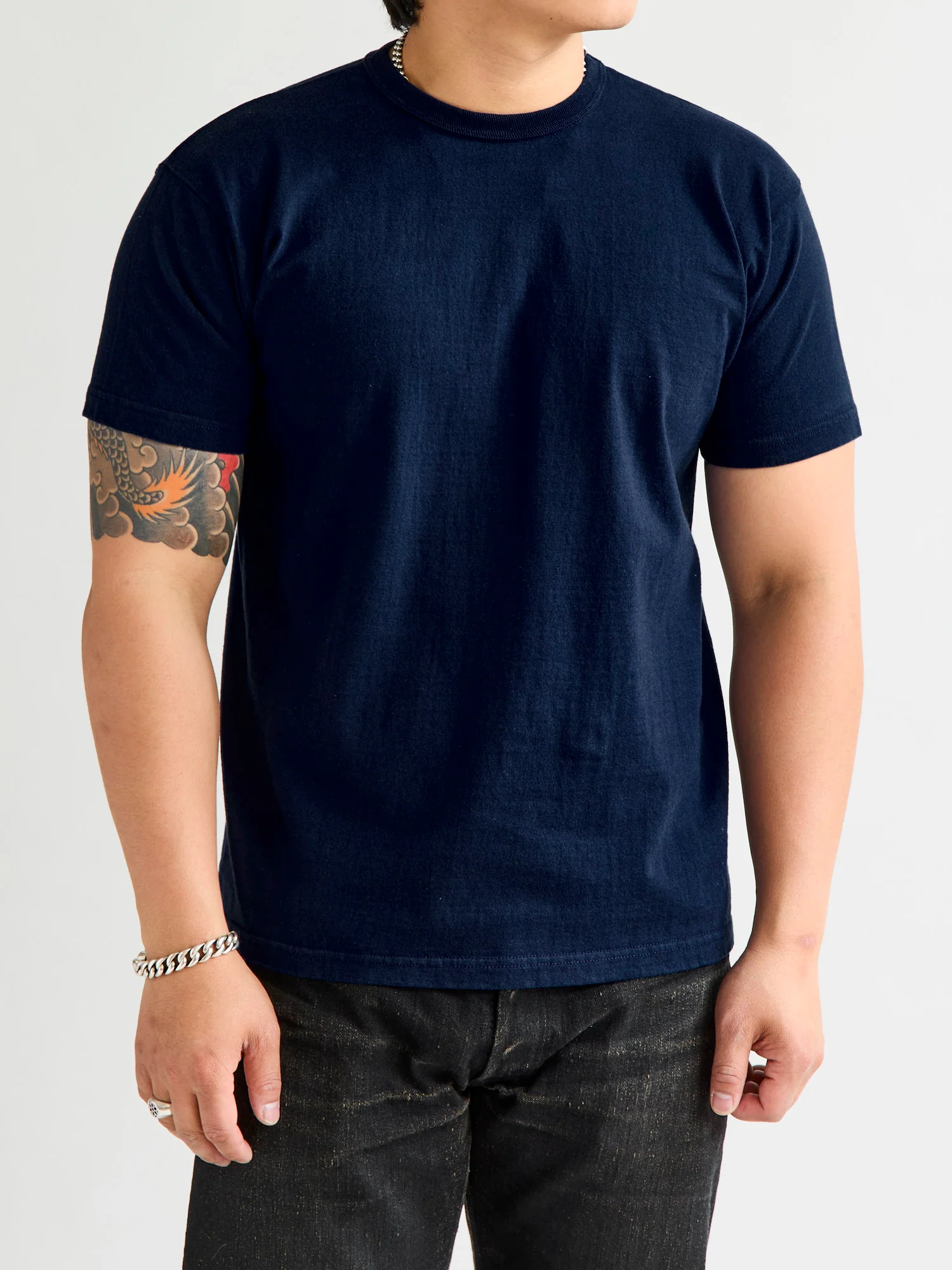 Heavyweight T-Shirt in Navy - Image 2