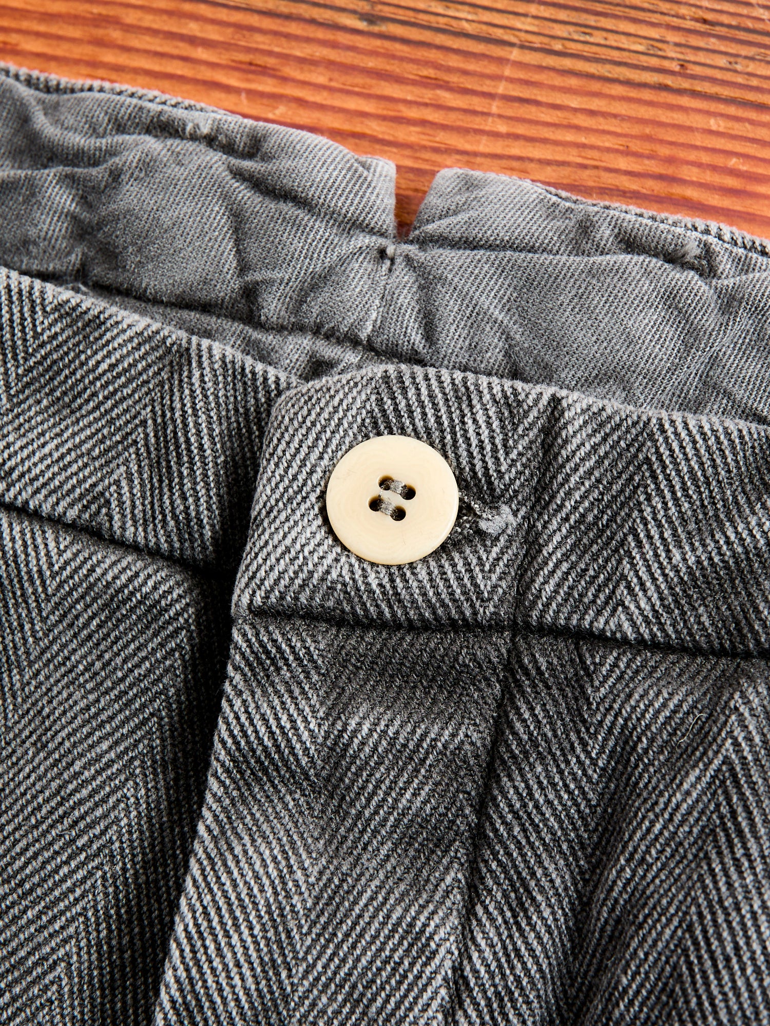 Herringbone 2Tuck Pants in Heather Black - Image 5