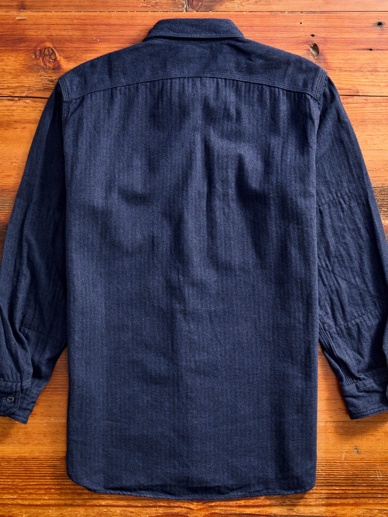 Herringbone Work Shirt in Navy - Image 10