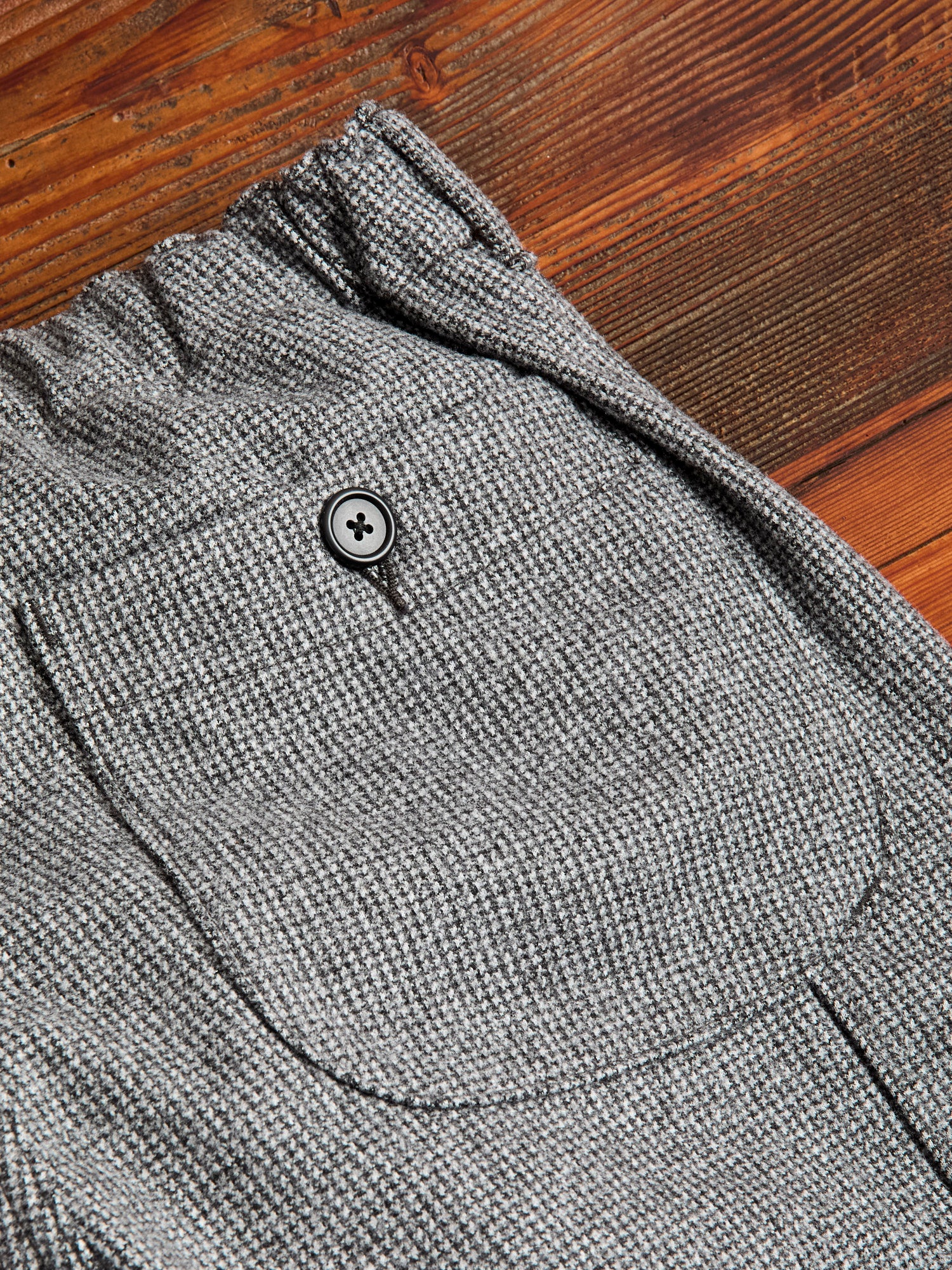 French Work Pants in Grey Houndstooth - Image 5