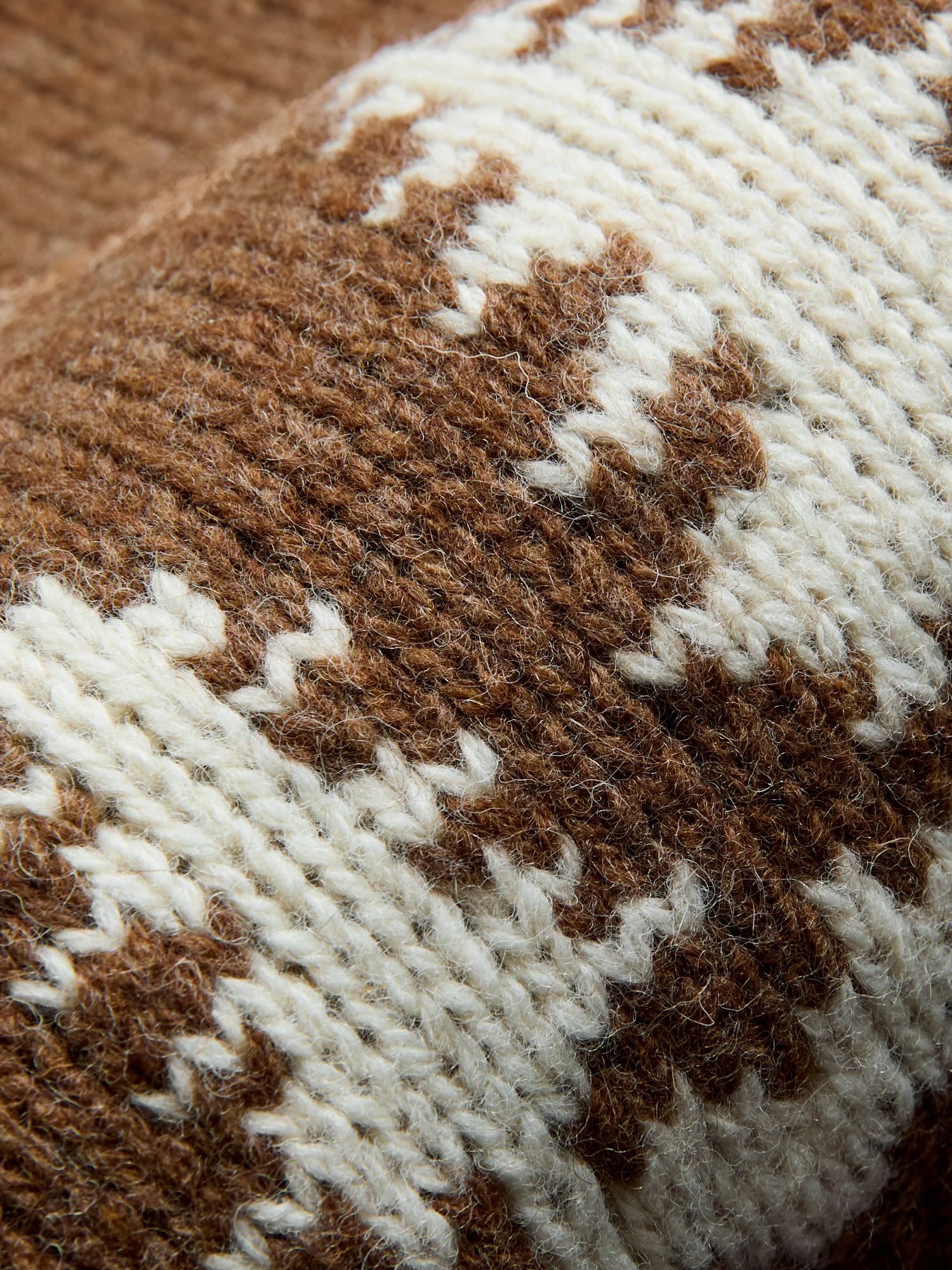 Intarsia 3-Gauge Crewneck Sweater in Brown - Image 8