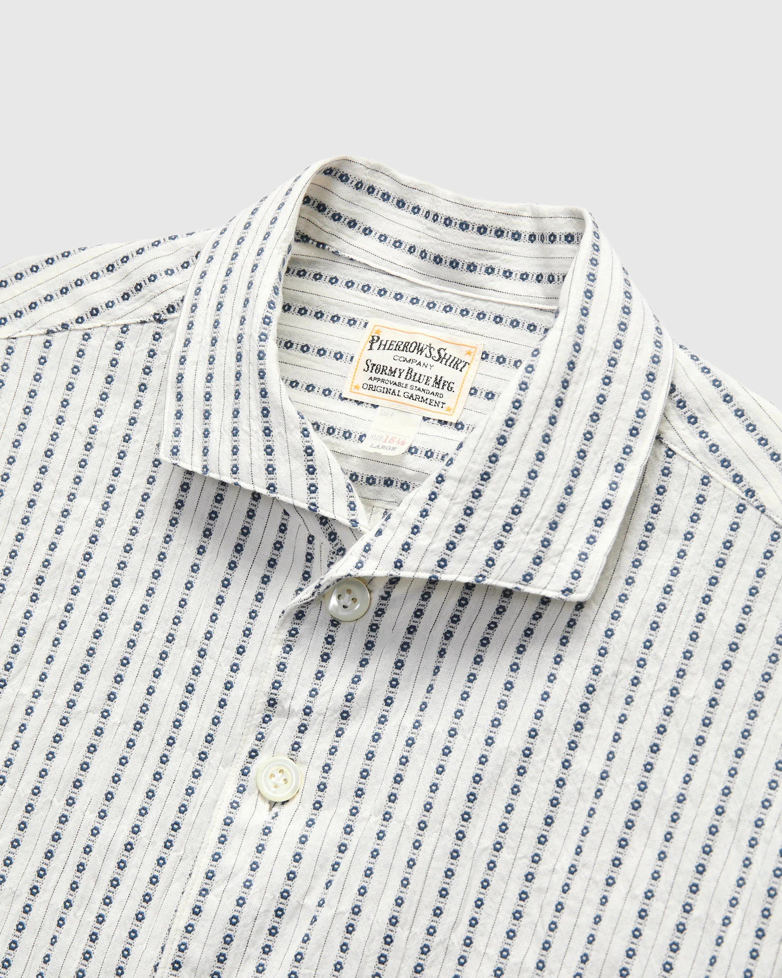 Italian Collar Shirt in White - Image 4