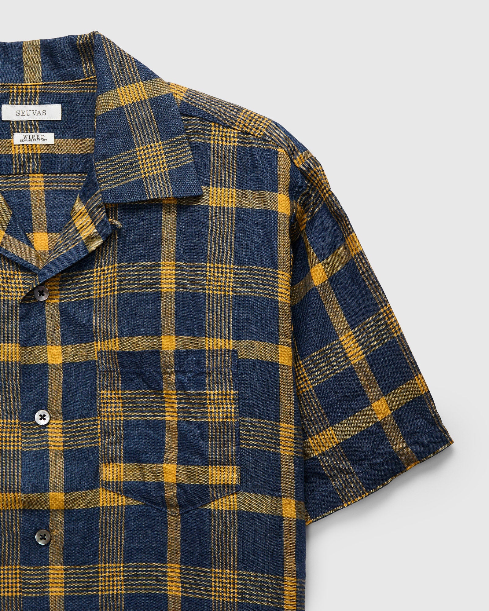 Le Point Open Collar Shirt in Navy Yellow - Image 6