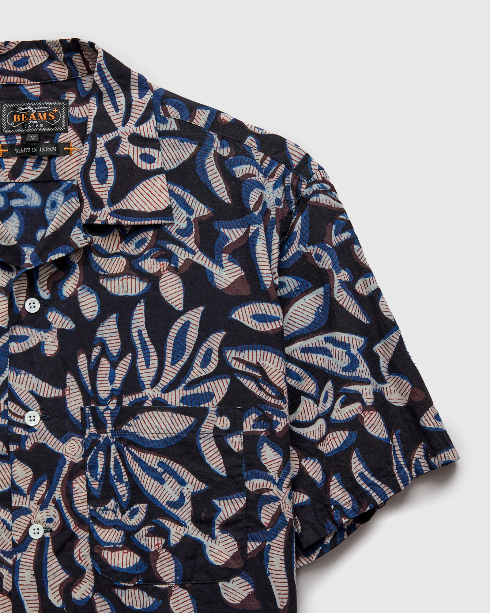 Leaf Block Print Open Collar Shirt in Navy - Image 4