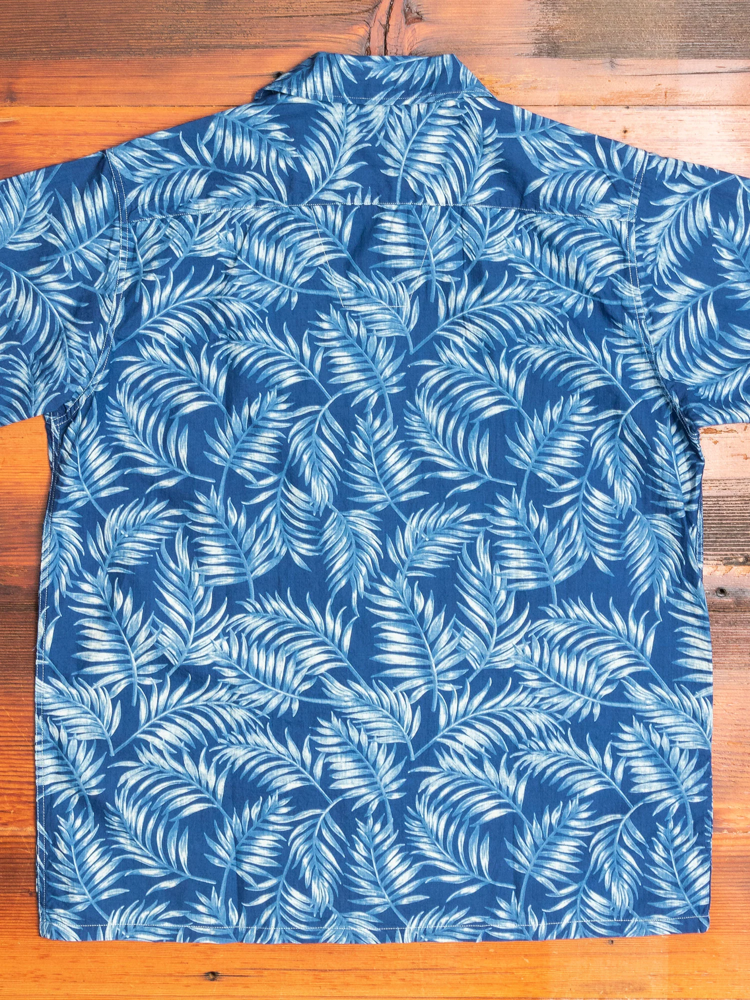 Leaf Print Hawaiian Shirt in Indigo - Image 5