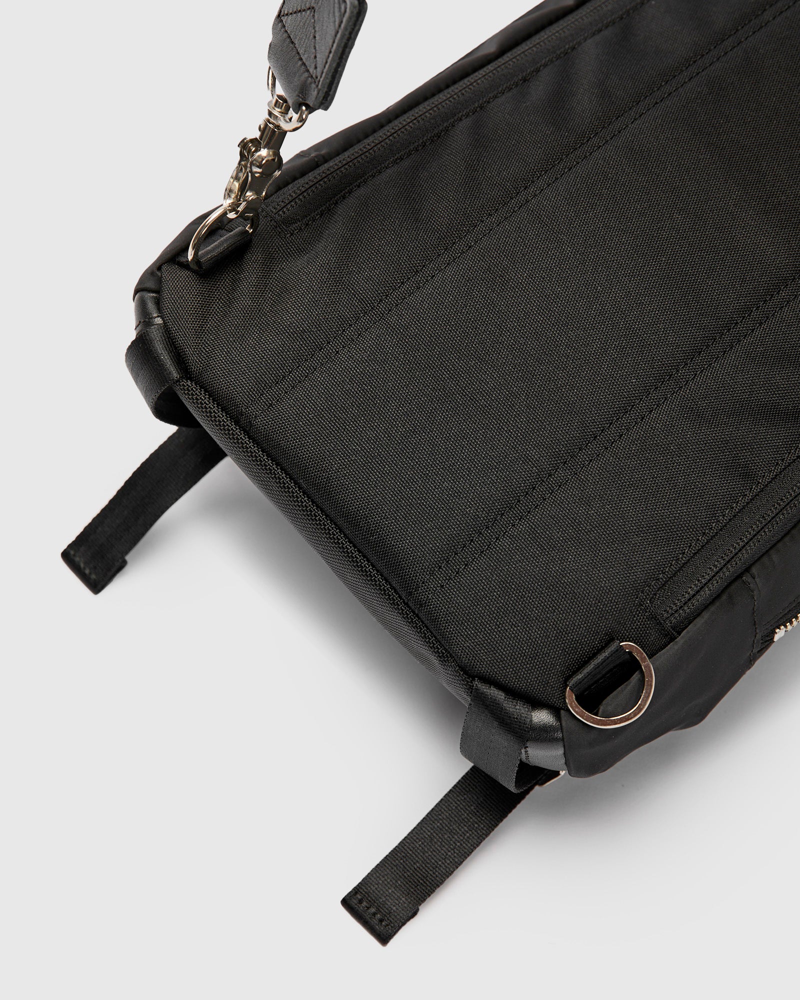 Lightning Shoulder Bag in Black - Image 10
